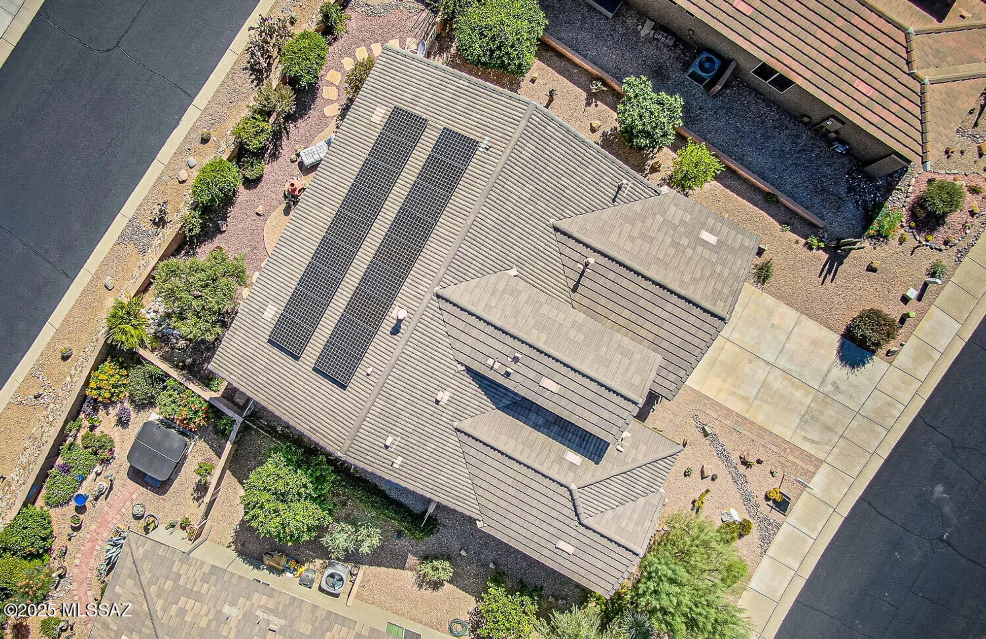 Property Slideshow image 42 of 48 | 2499 w bassett peak dr, Green Valley, AZ, 85622