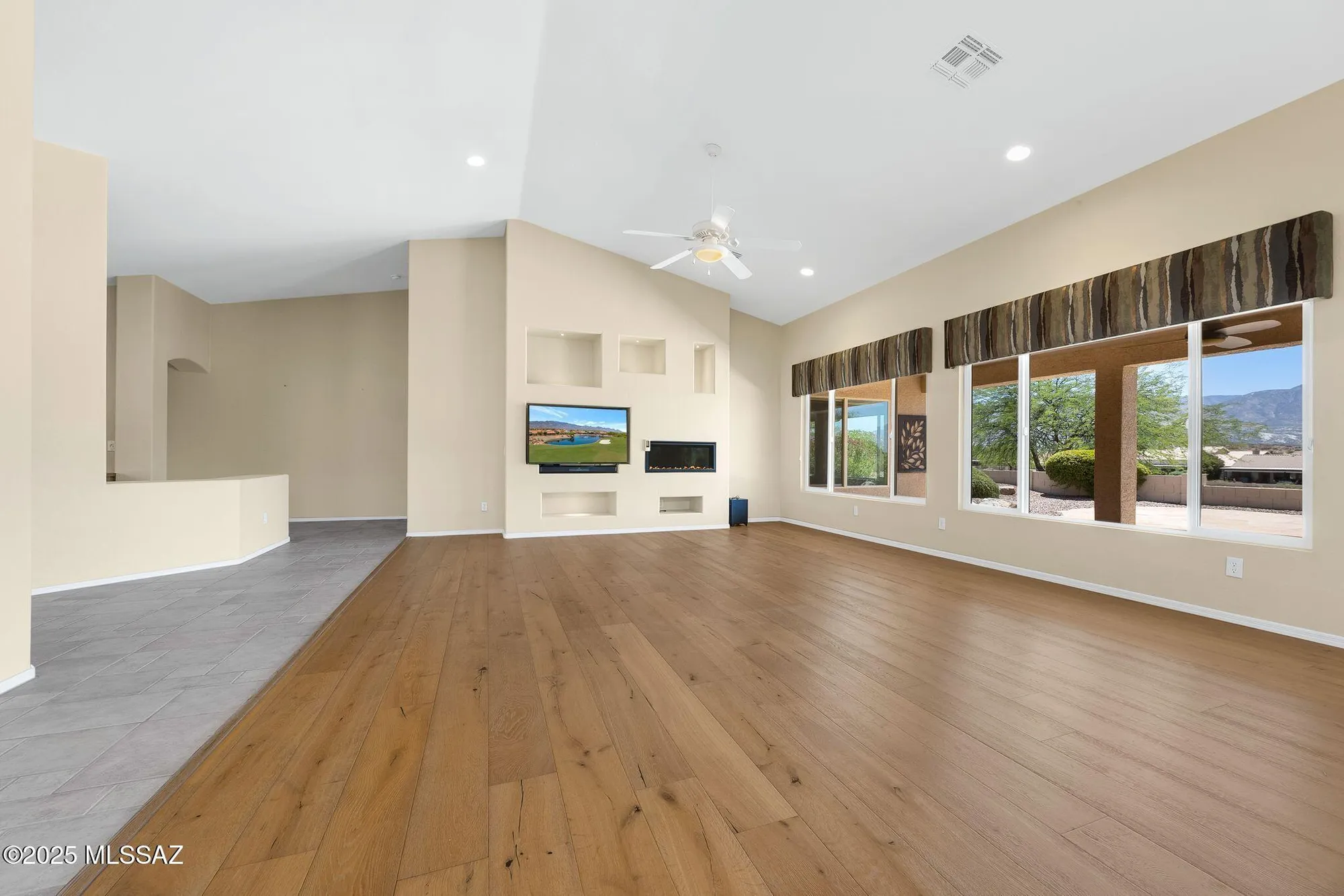 Property Slideshow image 9 of 50 | 37889 s skyline dr, Tucson, AZ, 85739