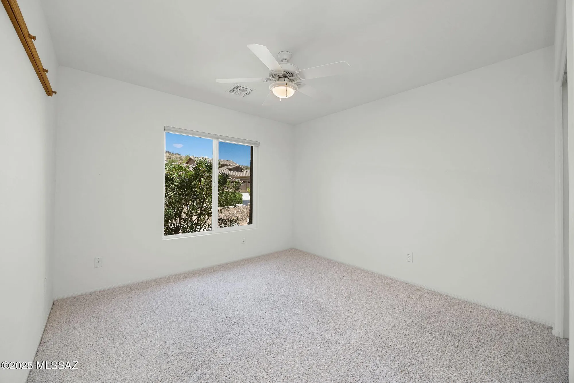 Property Slideshow image 33 of 50 | 37889 s skyline dr, Tucson, AZ, 85739