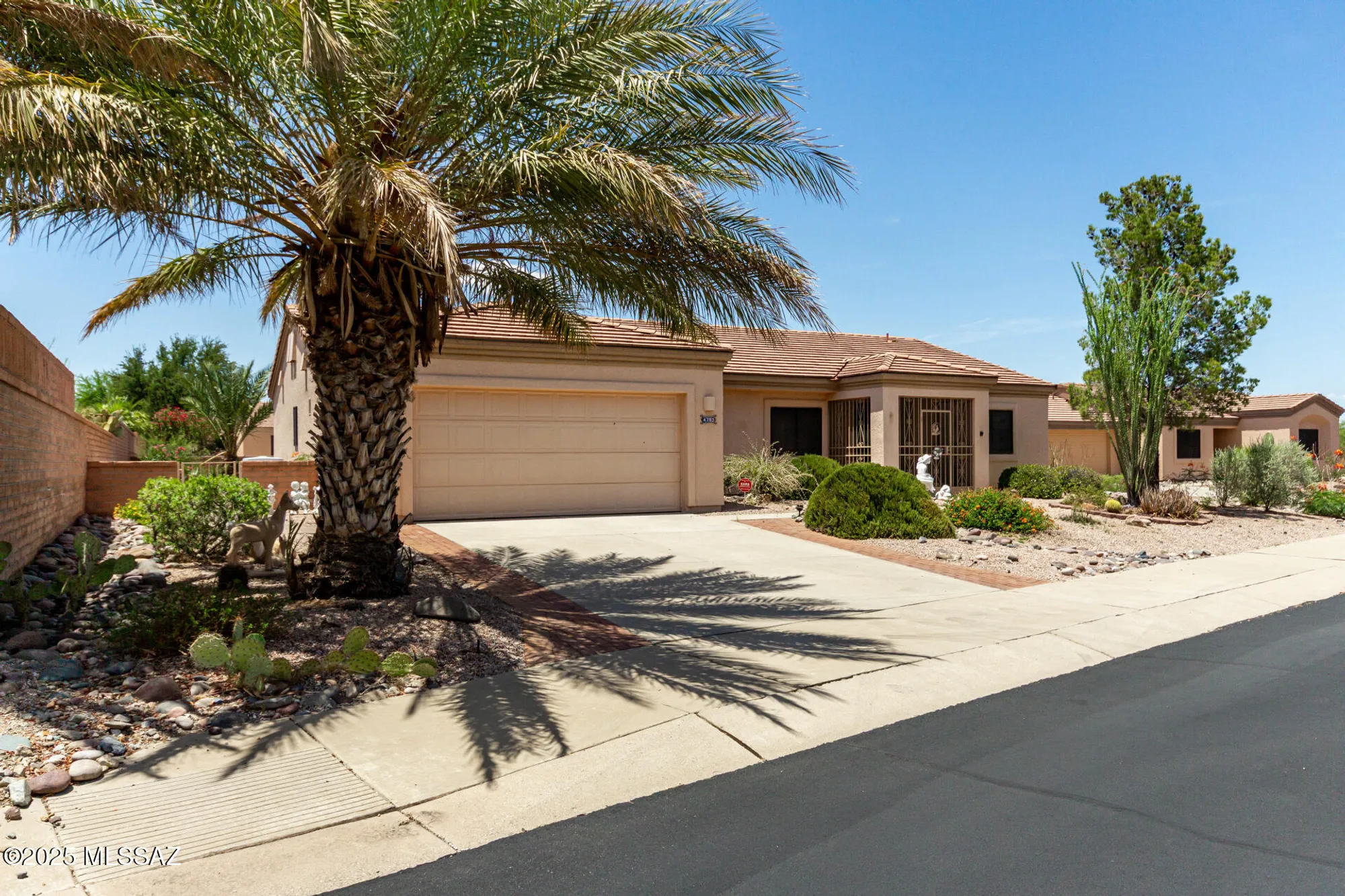 Property Slideshow image 27 of 30 | 4792 s meadow ridge dr, Green Valley, AZ, 85622