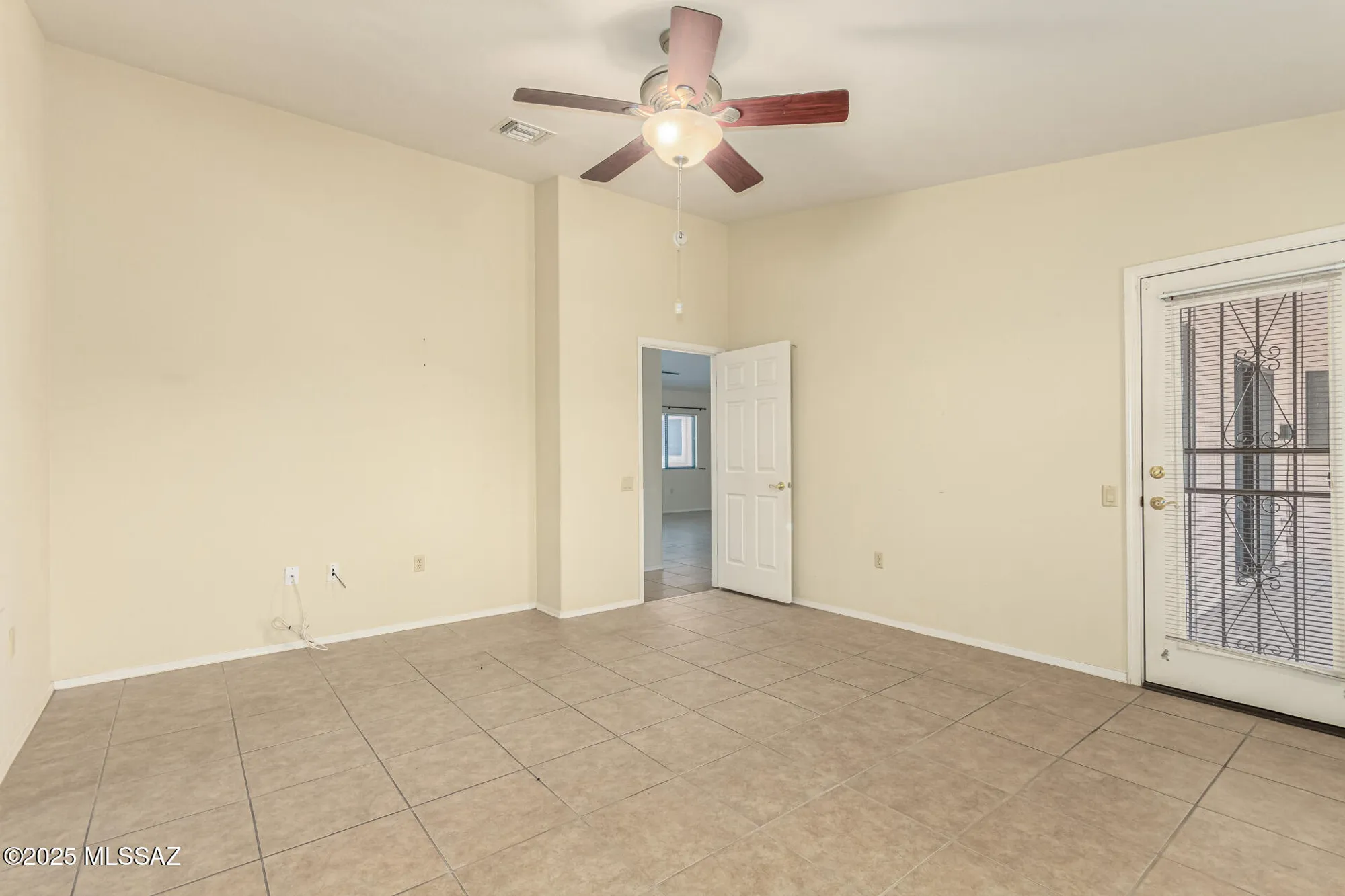 Property Slideshow image 14 of 30 | 4792 s meadow ridge dr, Green Valley, AZ, 85622