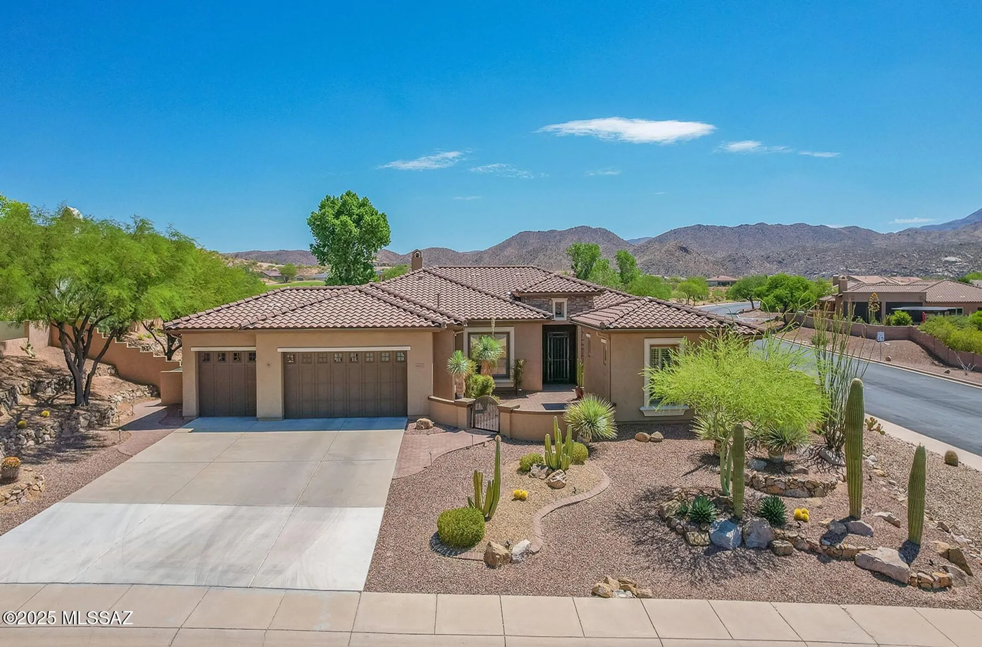 Property Slideshow image 1 of 46 | 66120 e catalina hills dr, Tucson, AZ, 85739