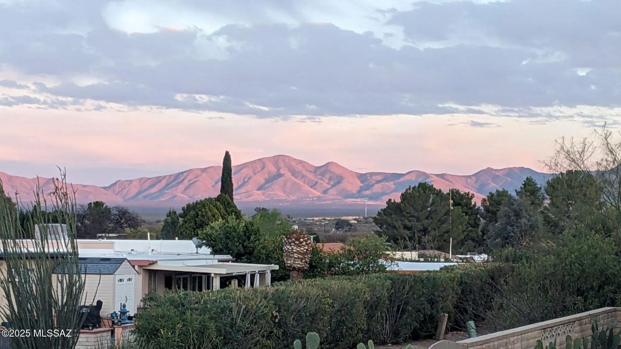 Property Slideshow image 2 of 32 | 921 s abrego dr, Green Valley, AZ, 85614