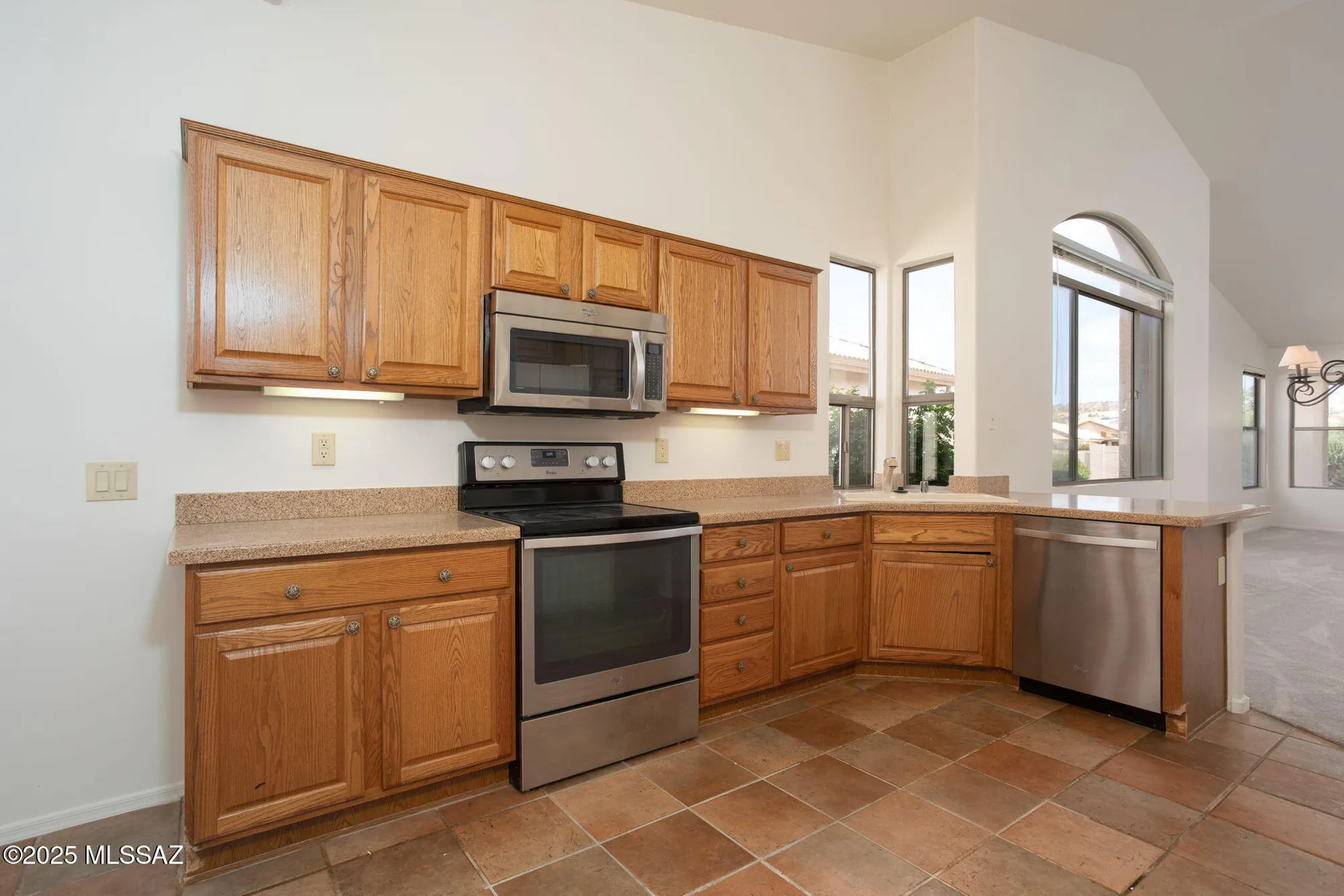 Property Slideshow image 6 of 27 | 63548 e holiday dr, Tucson, AZ, 85739