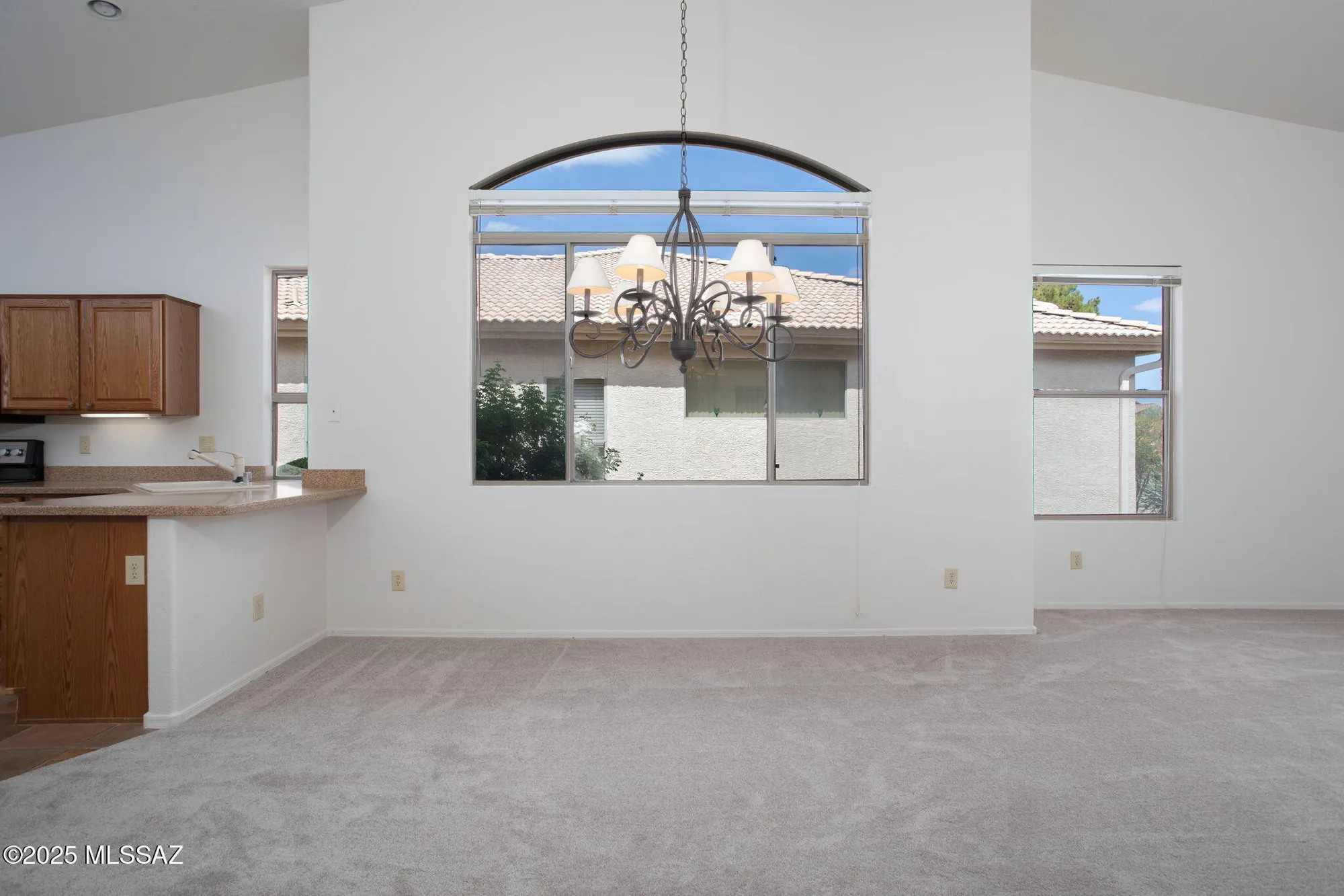 Property Slideshow image 3 of 27 | 63548 e holiday dr, Tucson, AZ, 85739
