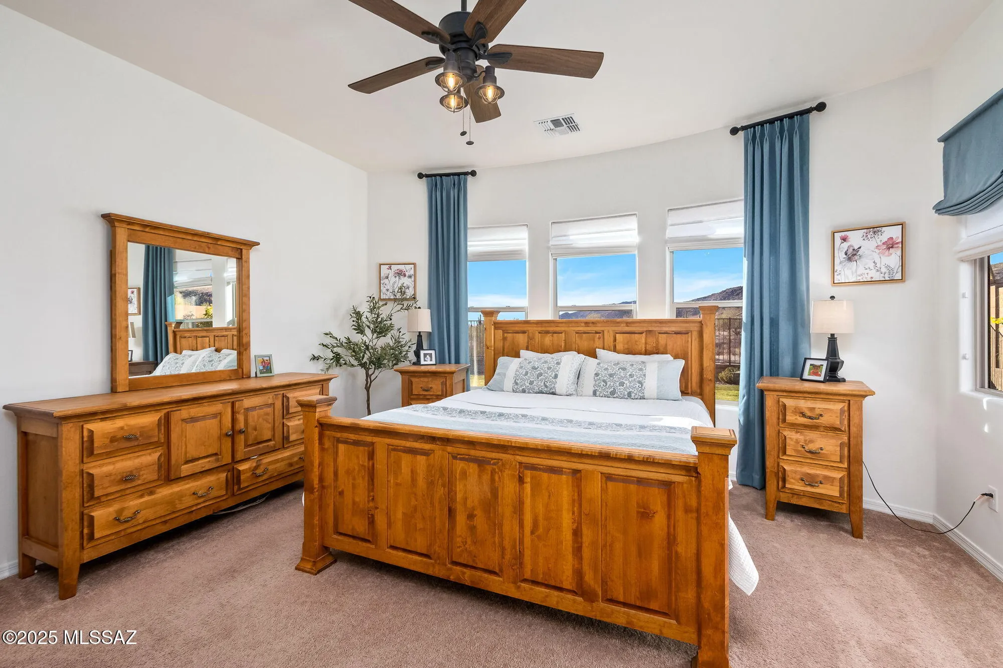 Property Slideshow image 22 of 49 | 7090 w kanab creek trl, Marana, AZ, 85658