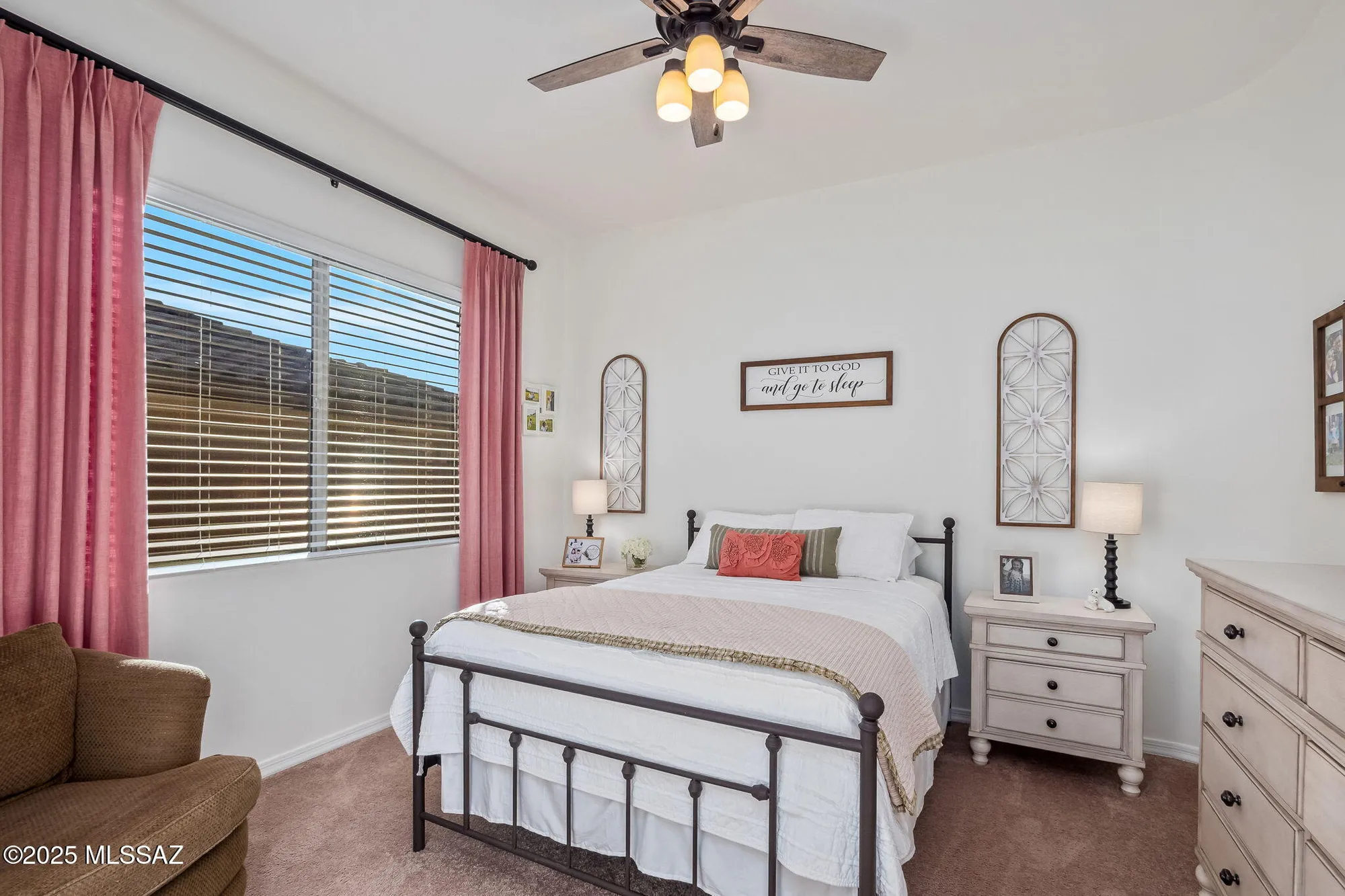 Property Slideshow image 28 of 49 | 7090 w kanab creek trl, Marana, AZ, 85658