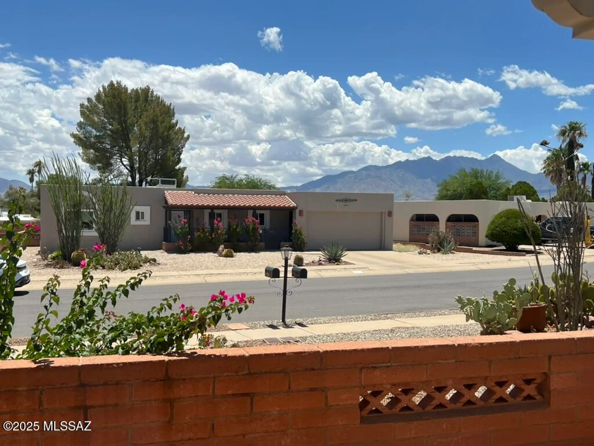 Property Slideshow image 9 of 35 | 2052 s santa carla dr, Green Valley, AZ, 85614