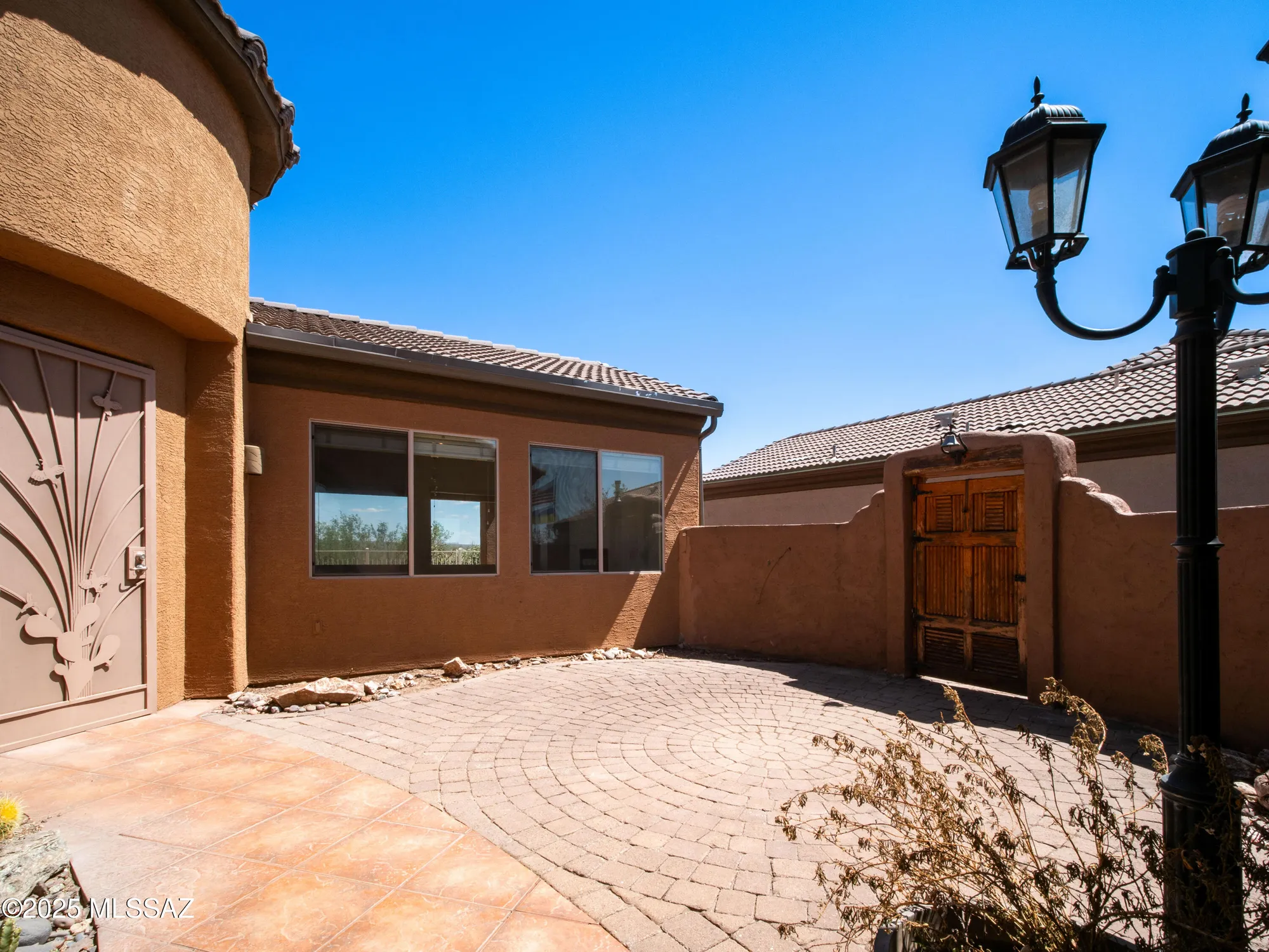 Property Slideshow image 12 of 50 | 1661 w acacia bluffs dr, Green Valley, AZ, 85622