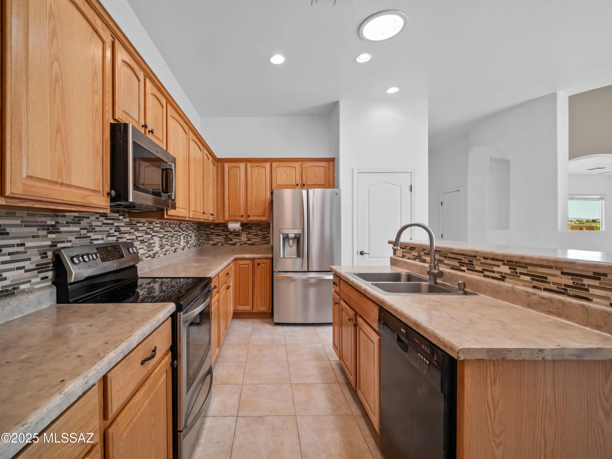 Property Slideshow image 22 of 50 | 1661 w acacia bluffs dr, Green Valley, AZ, 85622