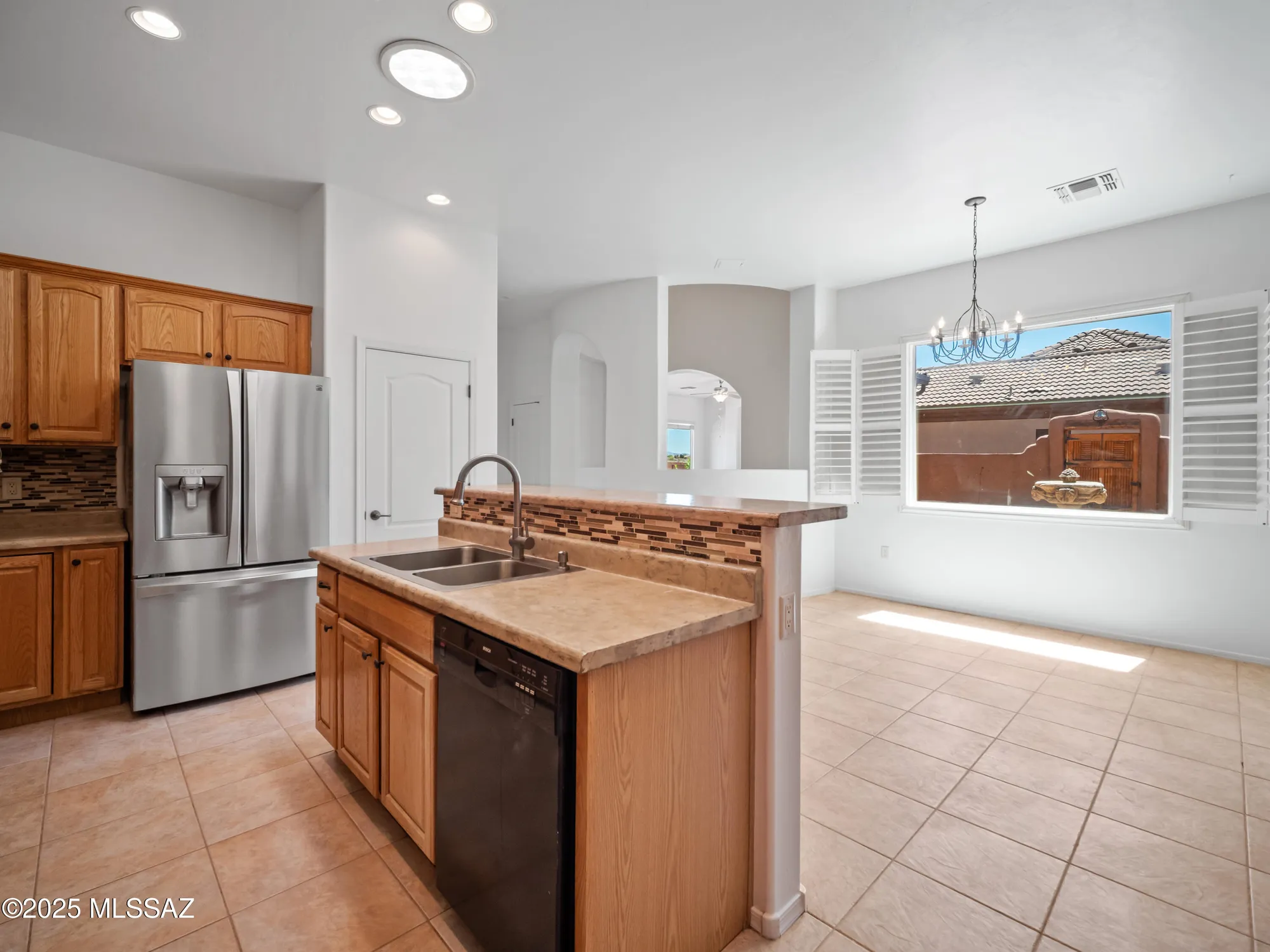 Property Slideshow image 26 of 50 | 1661 w acacia bluffs dr, Green Valley, AZ, 85622