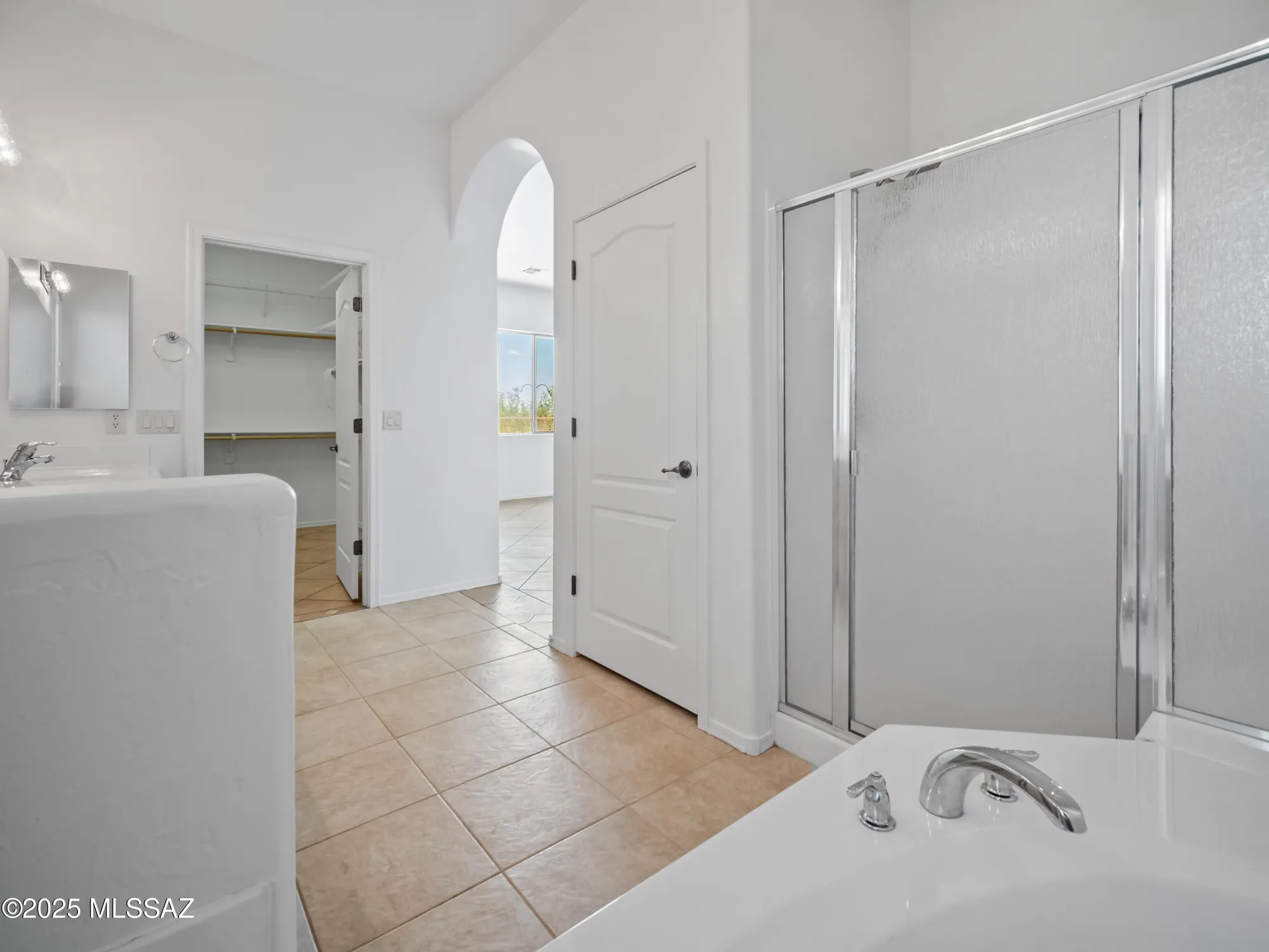 Property Slideshow image 33 of 50 | 1661 w acacia bluffs dr, Green Valley, AZ, 85622