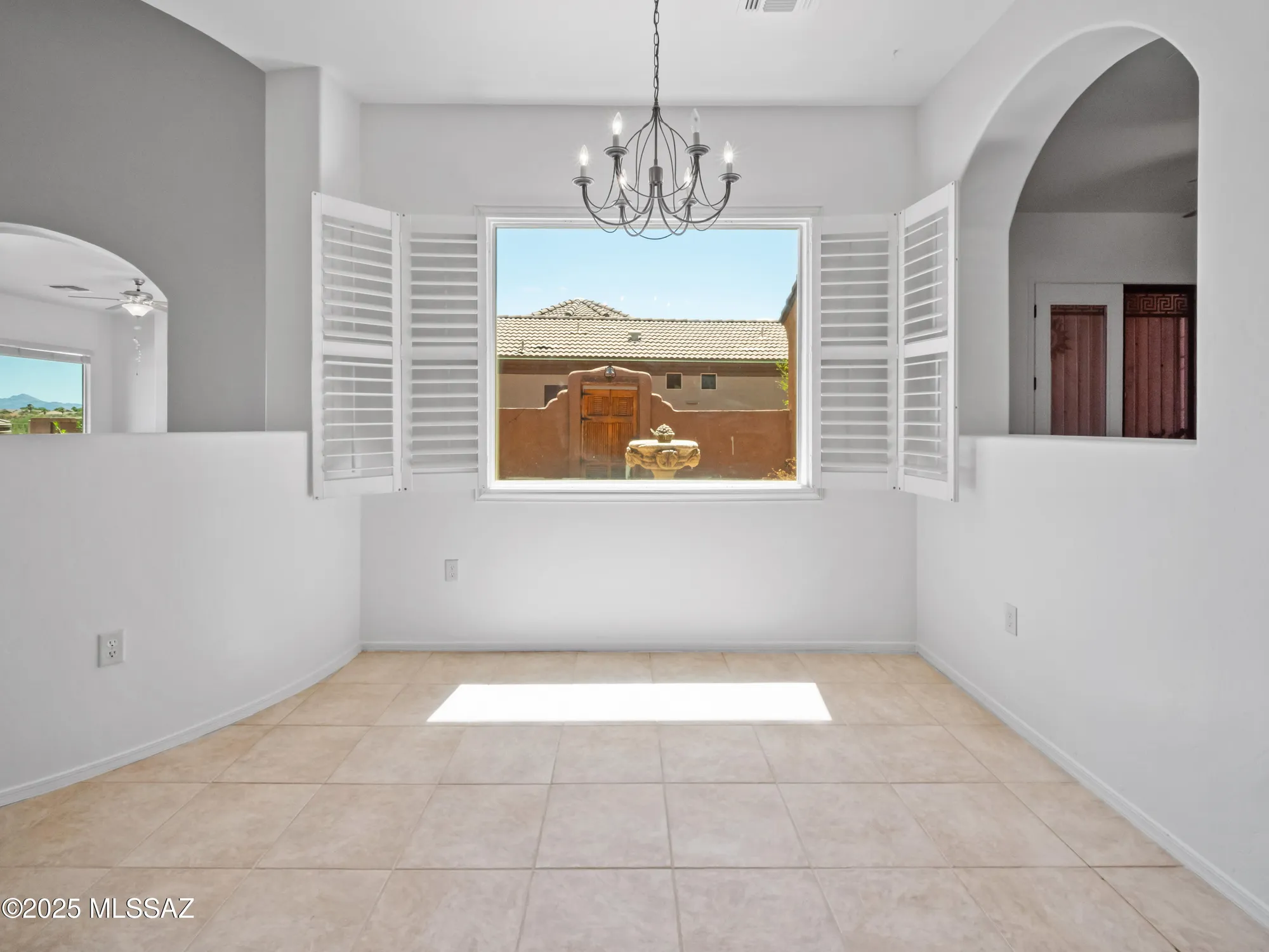 Property Slideshow image 27 of 50 | 1661 w acacia bluffs dr, Green Valley, AZ, 85622