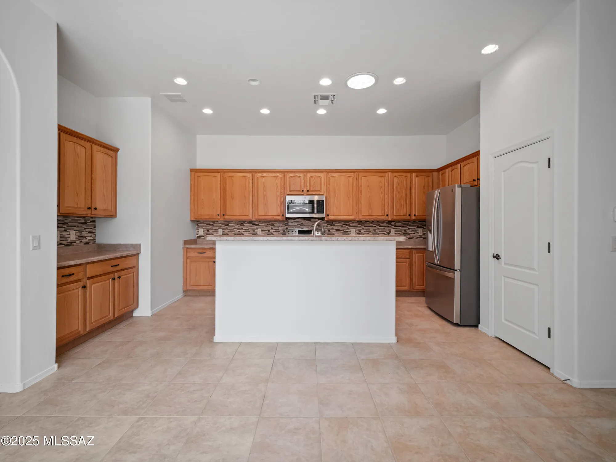 Property Slideshow image 23 of 50 | 1661 w acacia bluffs dr, Green Valley, AZ, 85622
