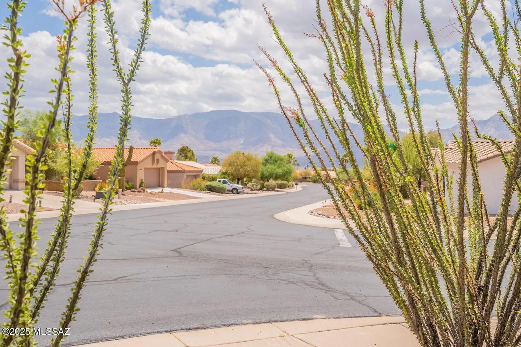 Property Slideshow image 1 of 47 | 14571 n sky trl, Oro Valley, AZ, 85755