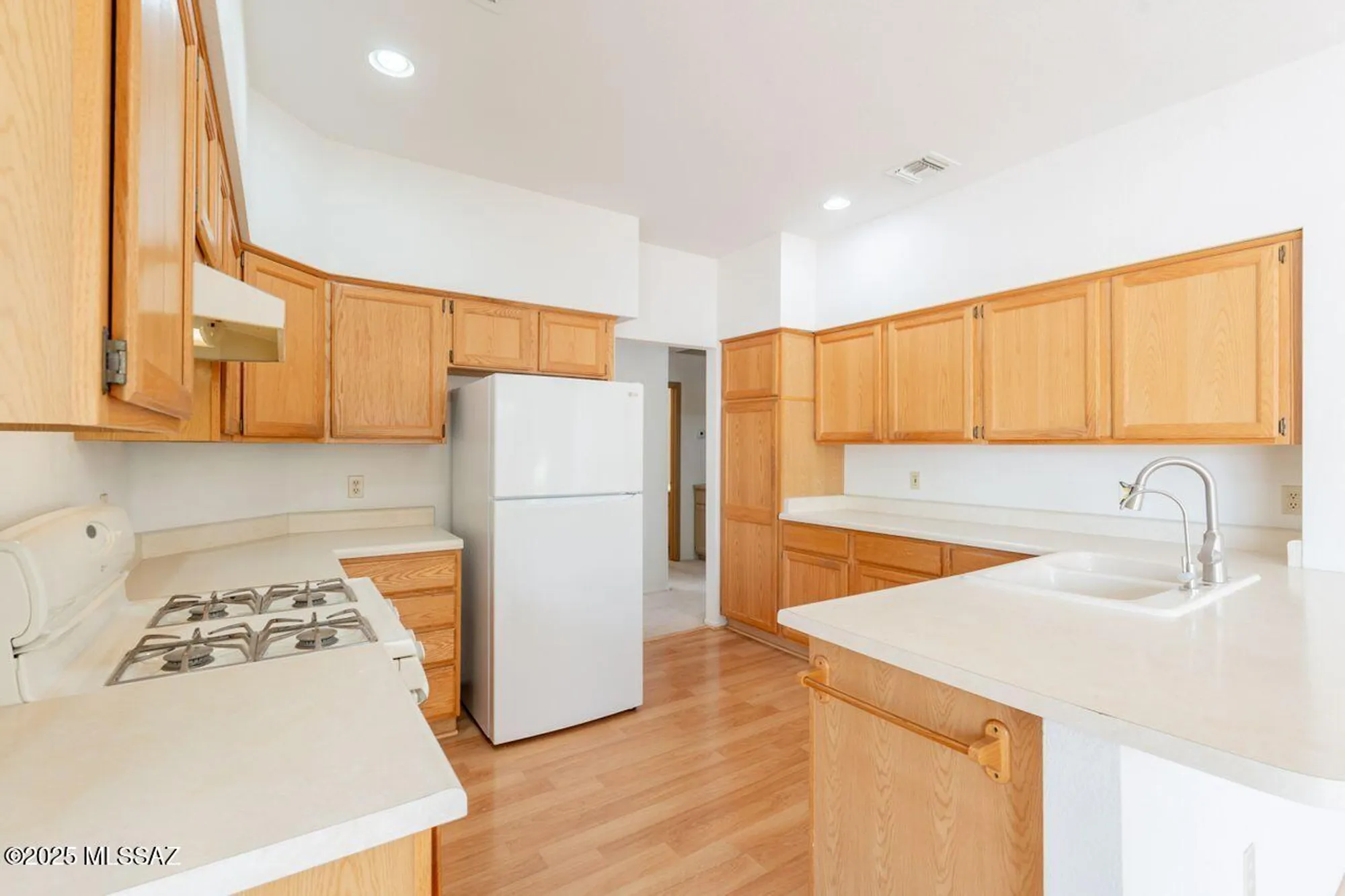 Property Slideshow image 10 of 47 | 14571 n sky trl, Oro Valley, AZ, 85755