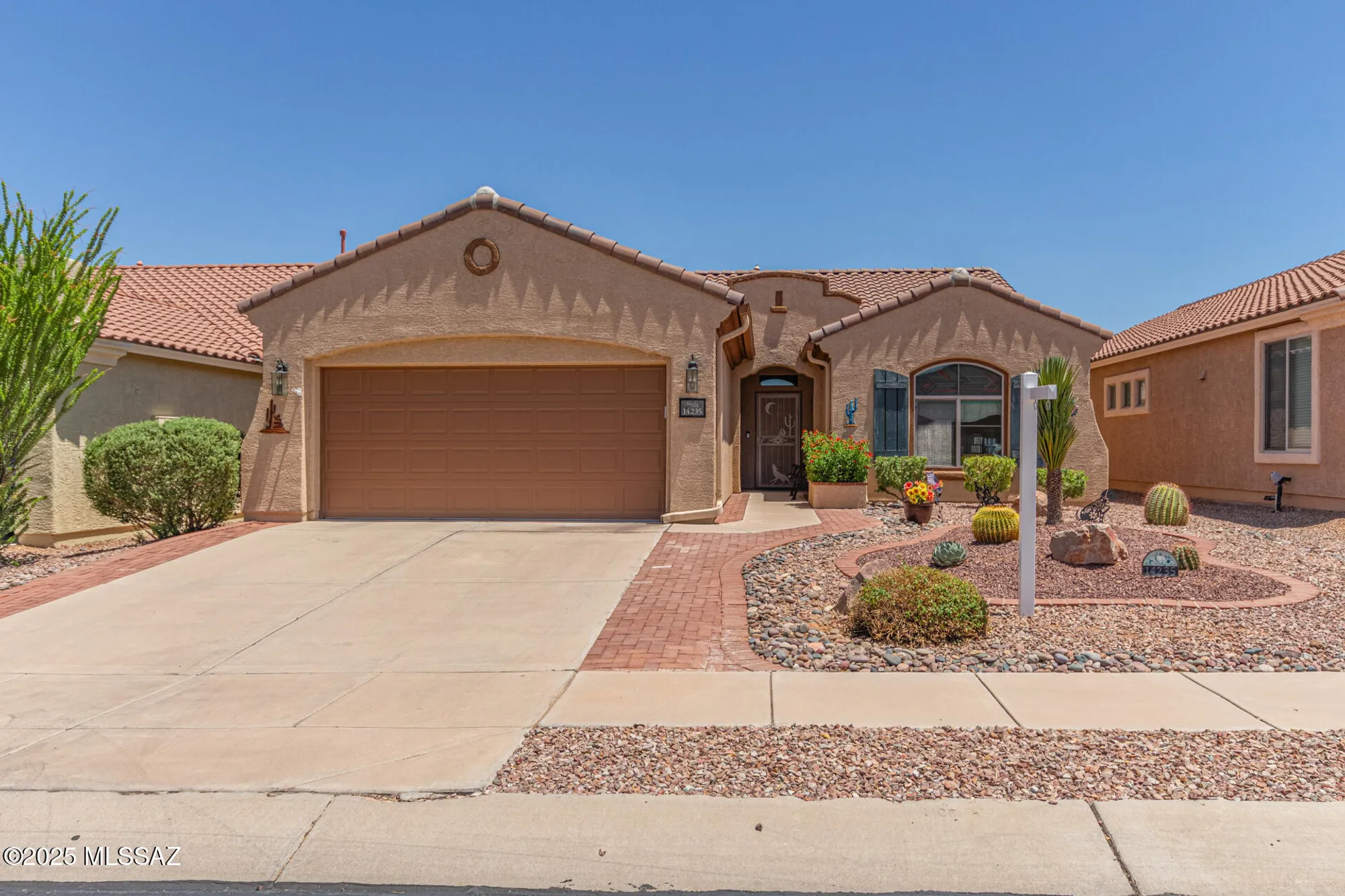 Property Slideshow image 1 of 50 | 14235 s via del farolito, Sahuarita, AZ, 85629