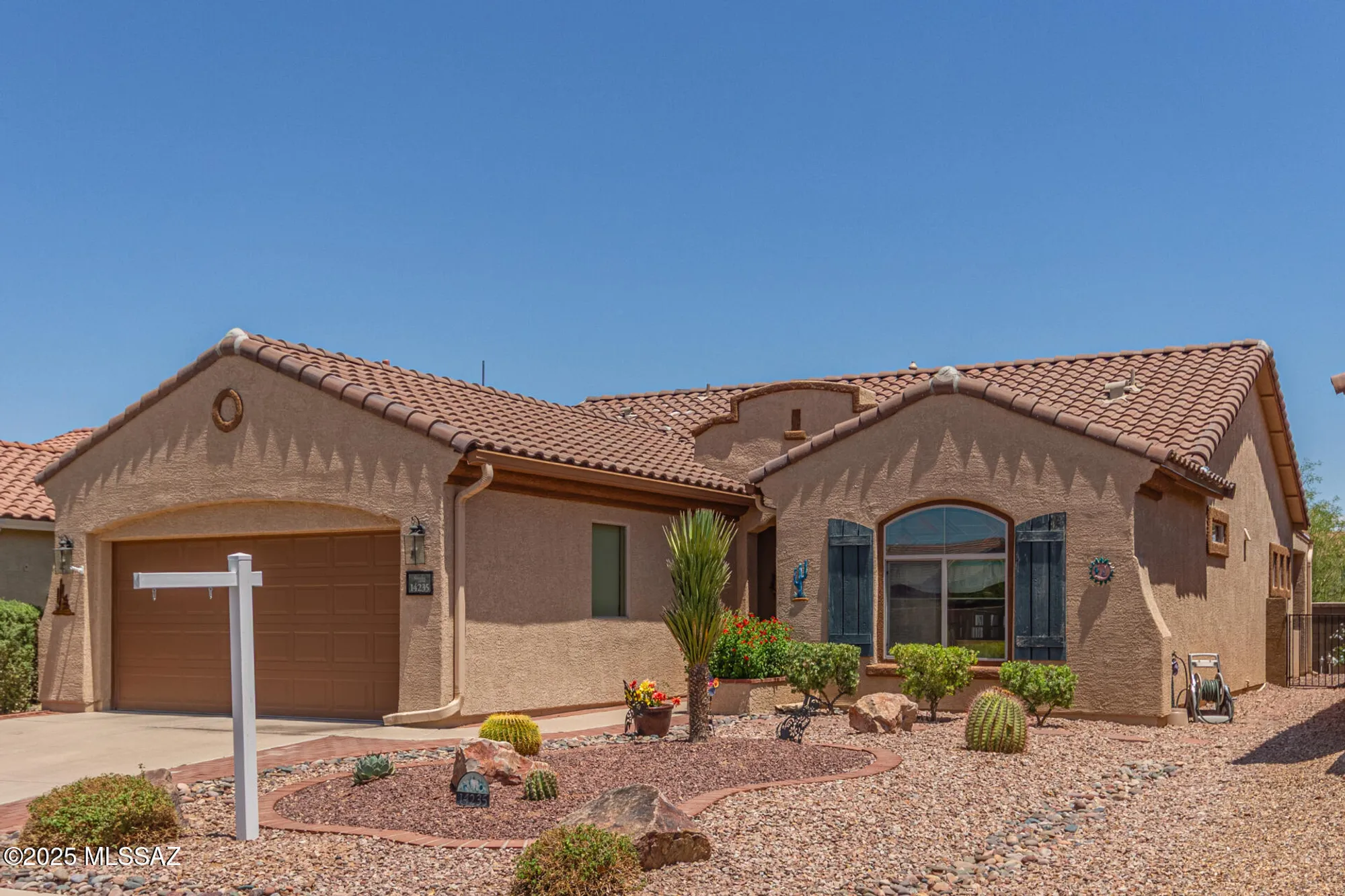 Property Slideshow image 6 of 50 | 14235 s via del farolito, Sahuarita, AZ, 85629