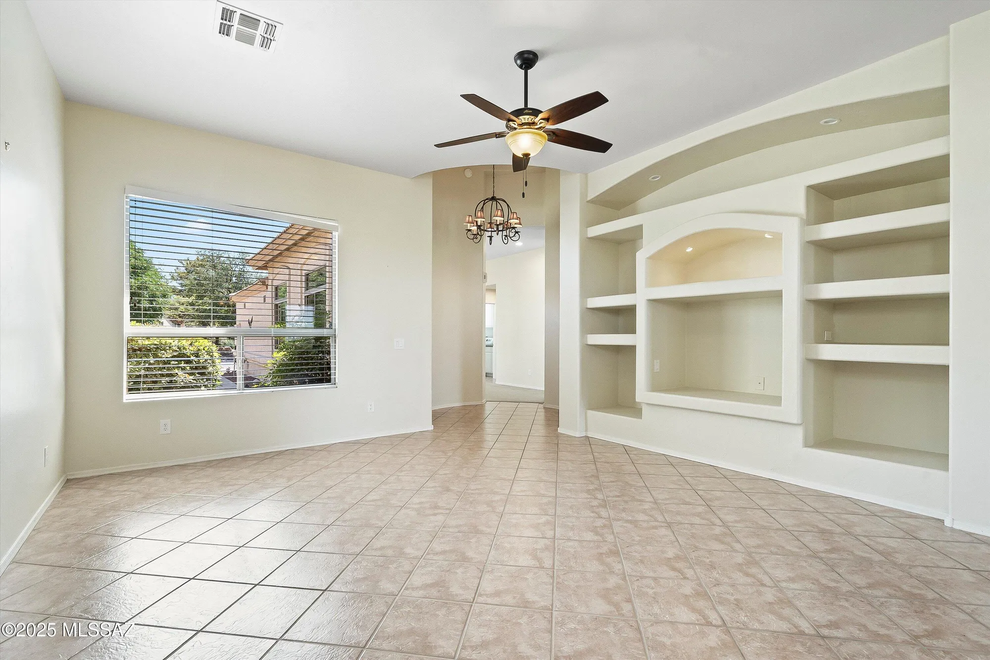 Property Slideshow image 4 of 34 | 38912 s serenity ln, Tucson, AZ, 85739