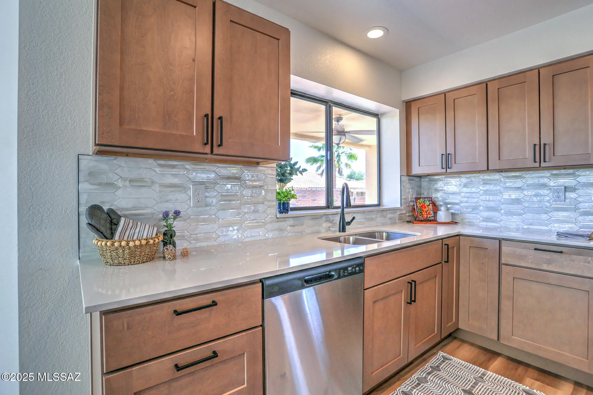 Property Slideshow image 17 of 51 | 858 e crown ridge dr, Oro Valley, AZ, 85755