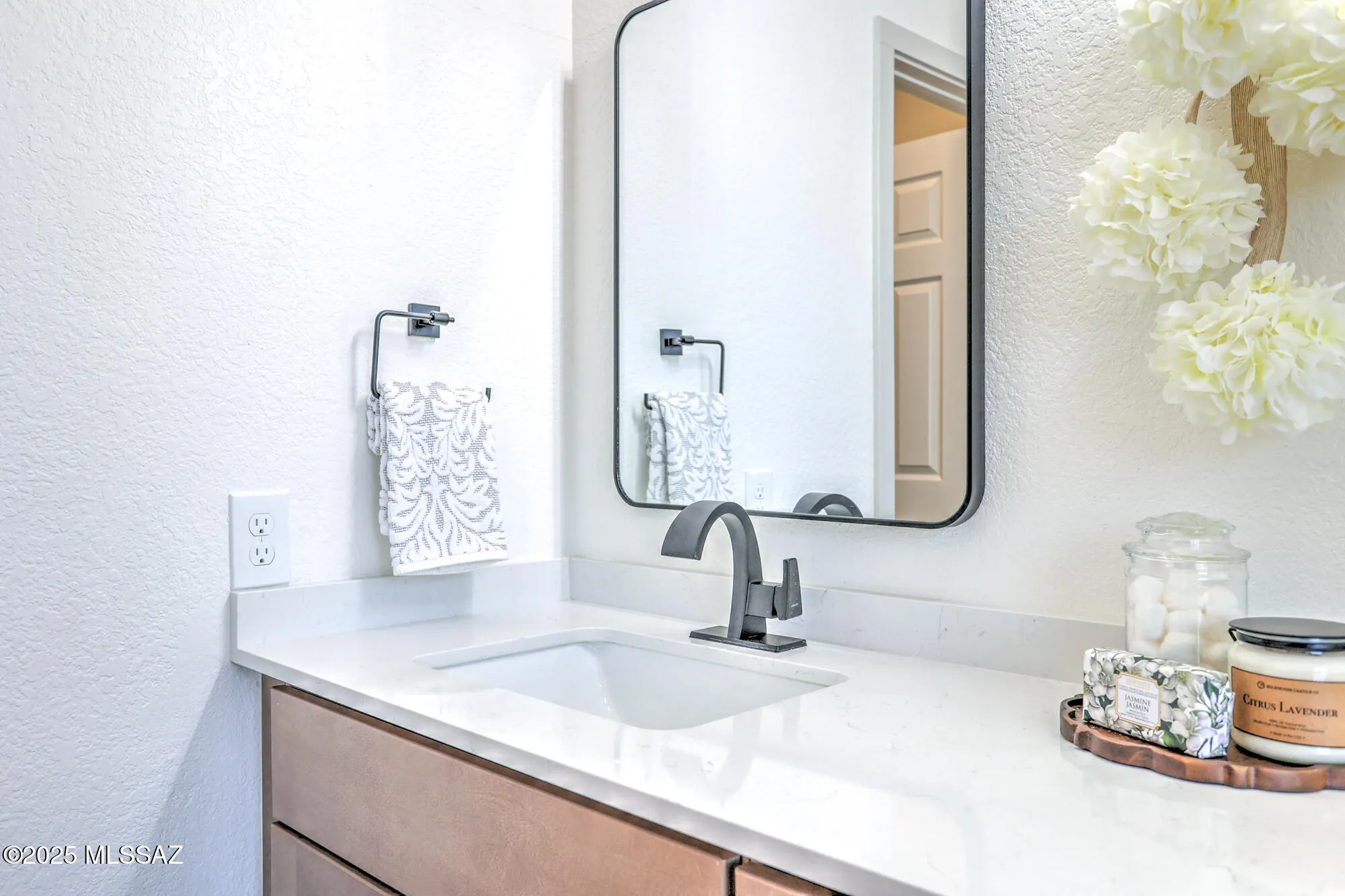 Property Slideshow image 28 of 51 | 858 e crown ridge dr, Oro Valley, AZ, 85755