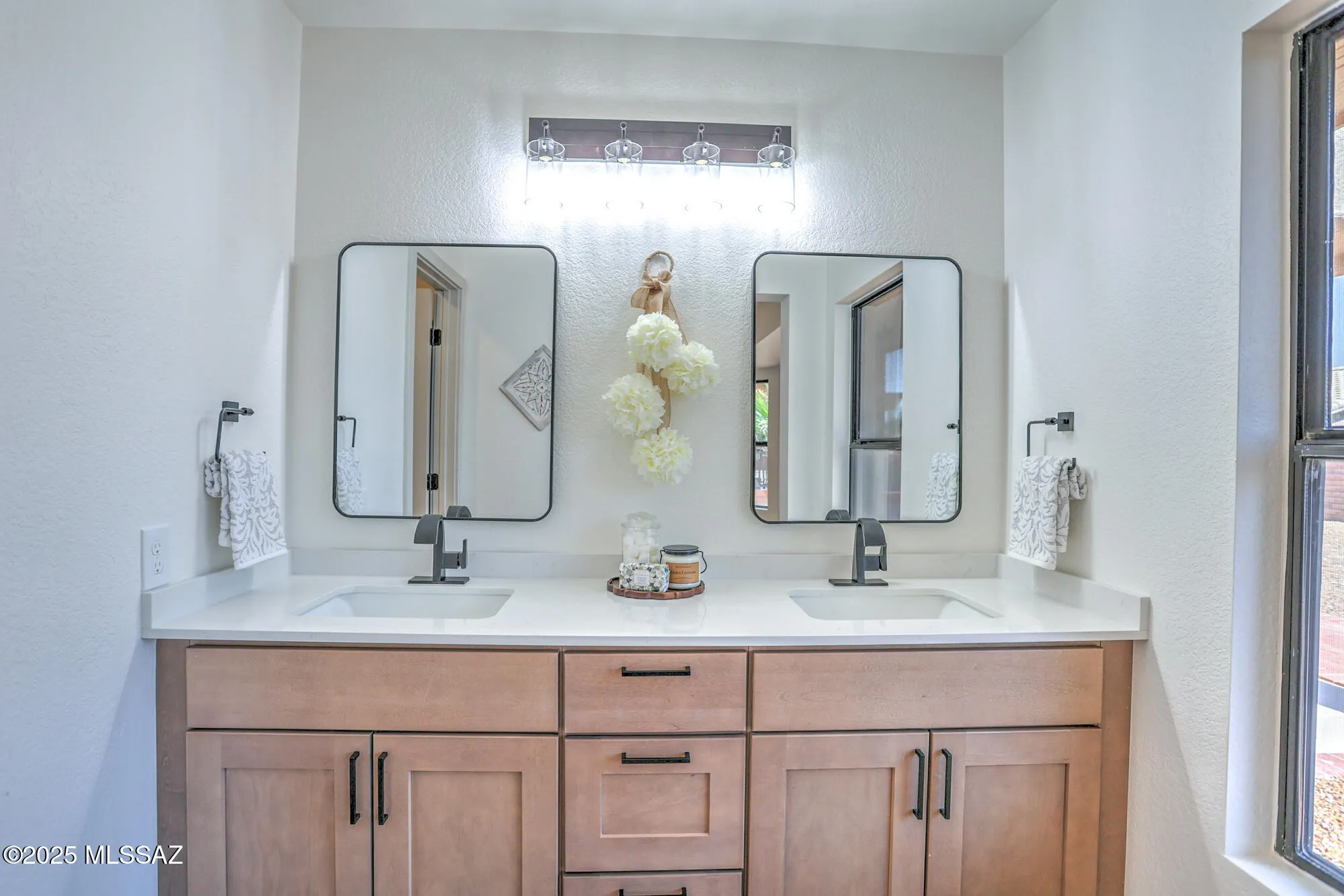 Property Slideshow image 26 of 51 | 858 e crown ridge dr, Oro Valley, AZ, 85755