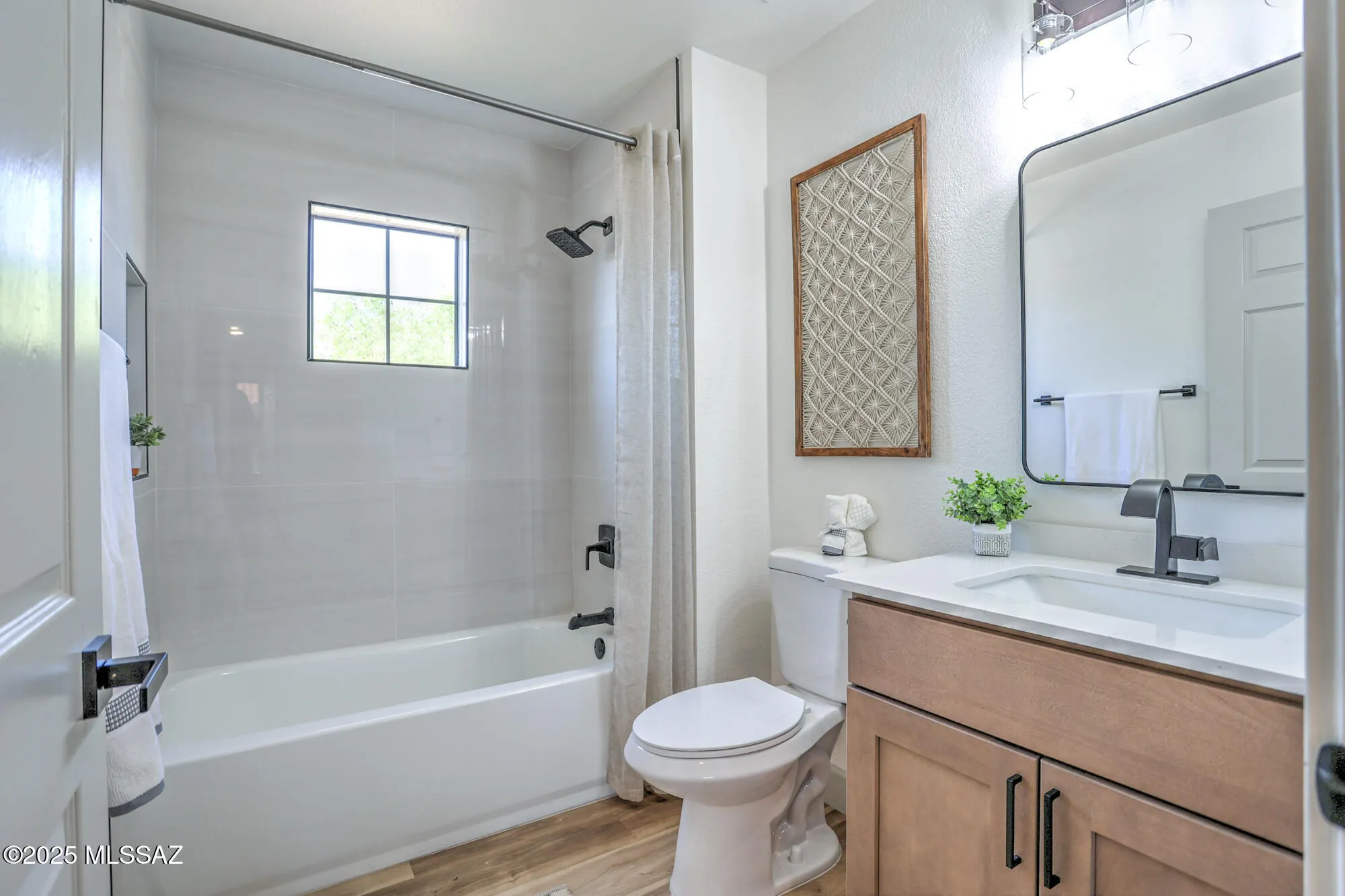 Property Slideshow image 32 of 51 | 858 e crown ridge dr, Oro Valley, AZ, 85755