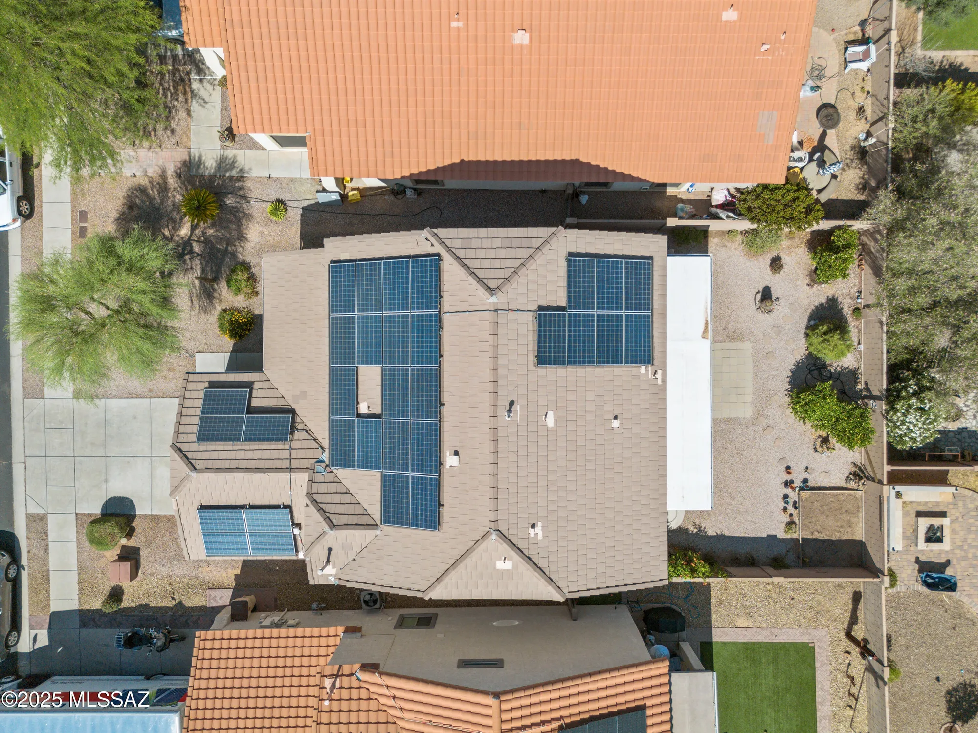 Property Slideshow image 3 of 34 | 444 w calle sombra linda, Sahuarita, AZ, 85629