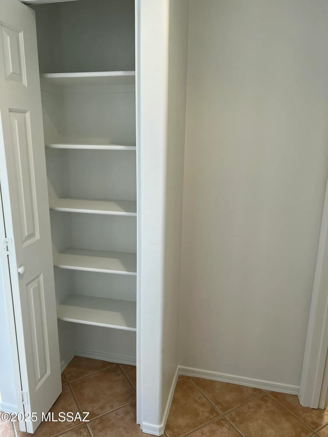 Property Slideshow image 11 of 36 | 13009 n desert flora ln, Marana, AZ, 85658