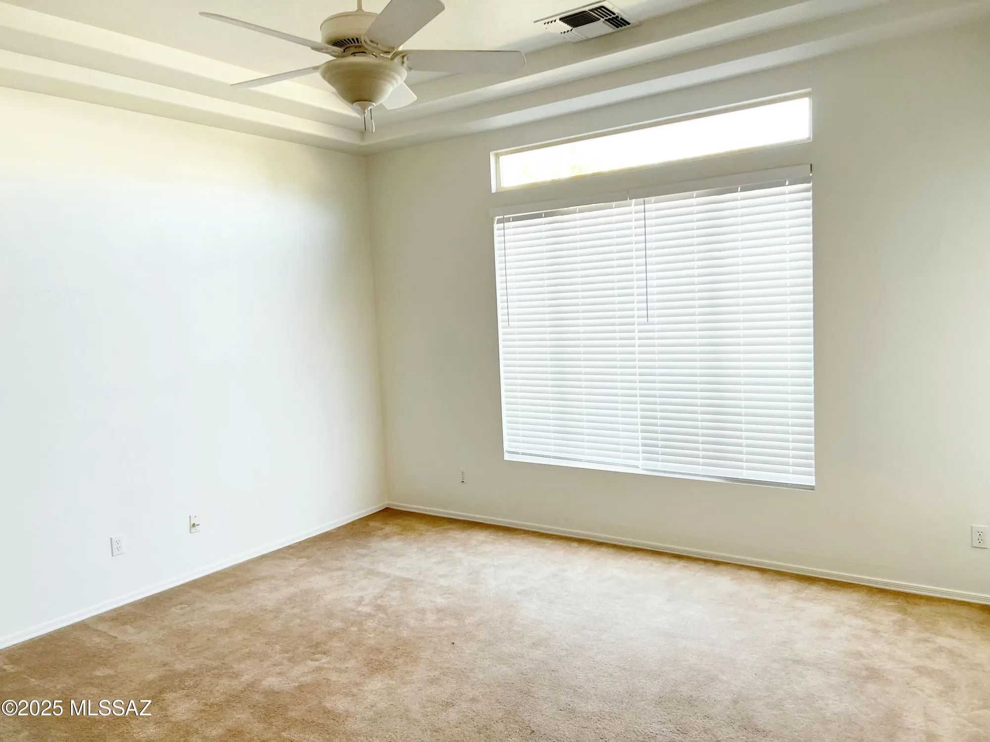 Property Slideshow image 15 of 36 | 13009 n desert flora ln, Marana, AZ, 85658