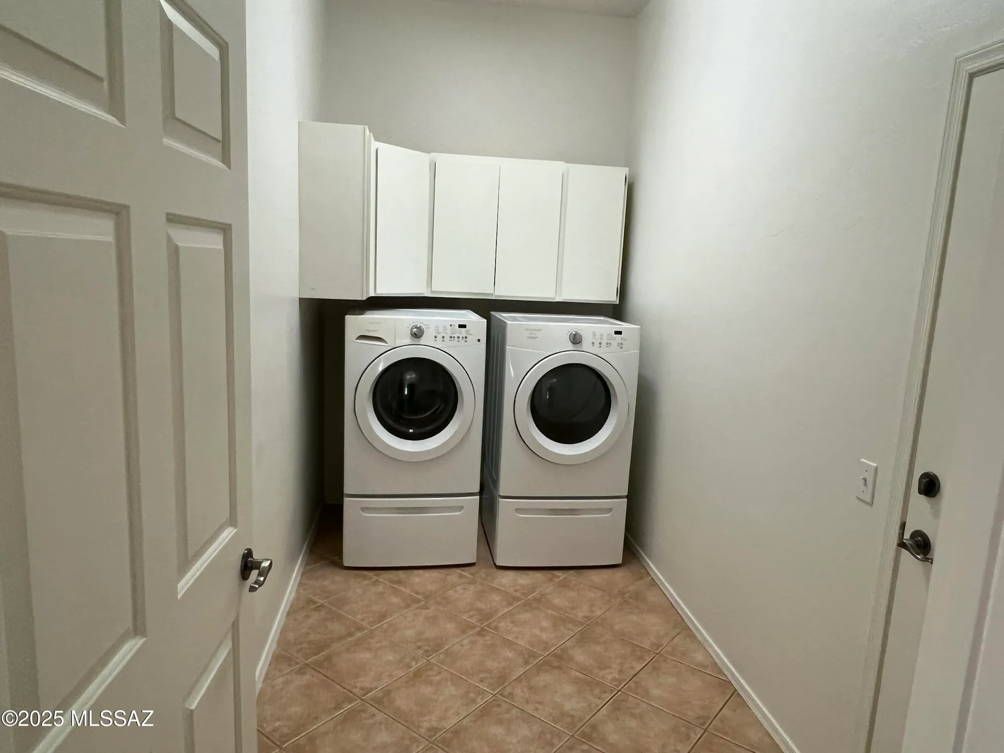 Property Slideshow image 22 of 36 | 13009 n desert flora ln, Marana, AZ, 85658