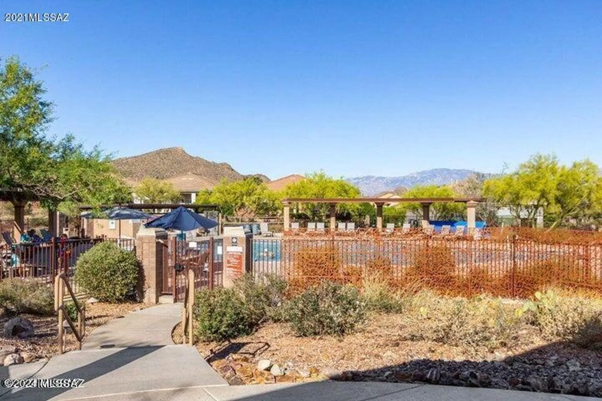 Property Slideshow image 28 of 36 | 13009 n desert flora ln, Marana, AZ, 85658