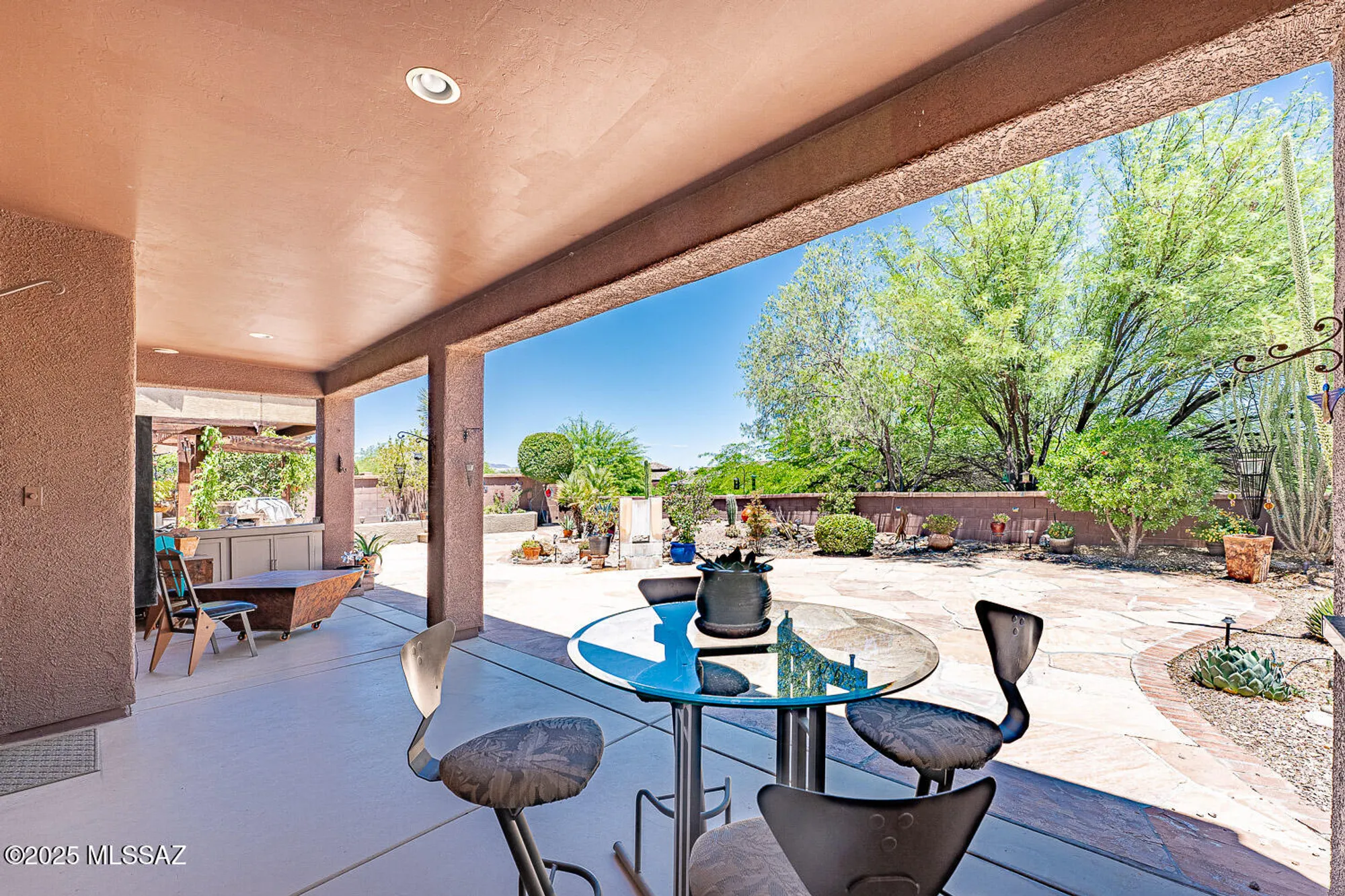 Property Slideshow image 35 of 48 | 2048 w cactus run dr, Green Valley, AZ, 85622