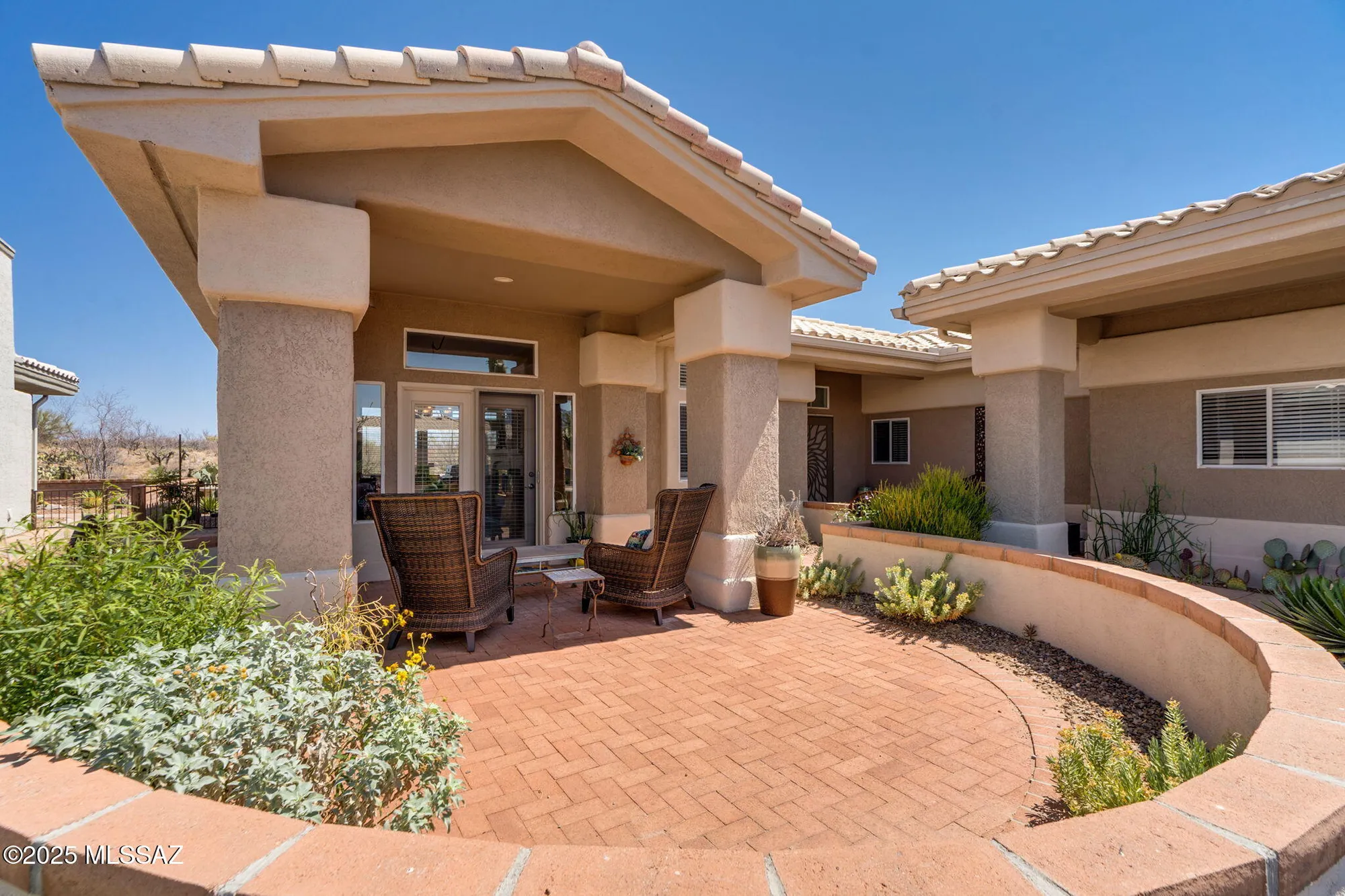 Property Slideshow image 45 of 50 | 1987 e singing bow way, Oro Valley, AZ, 85755