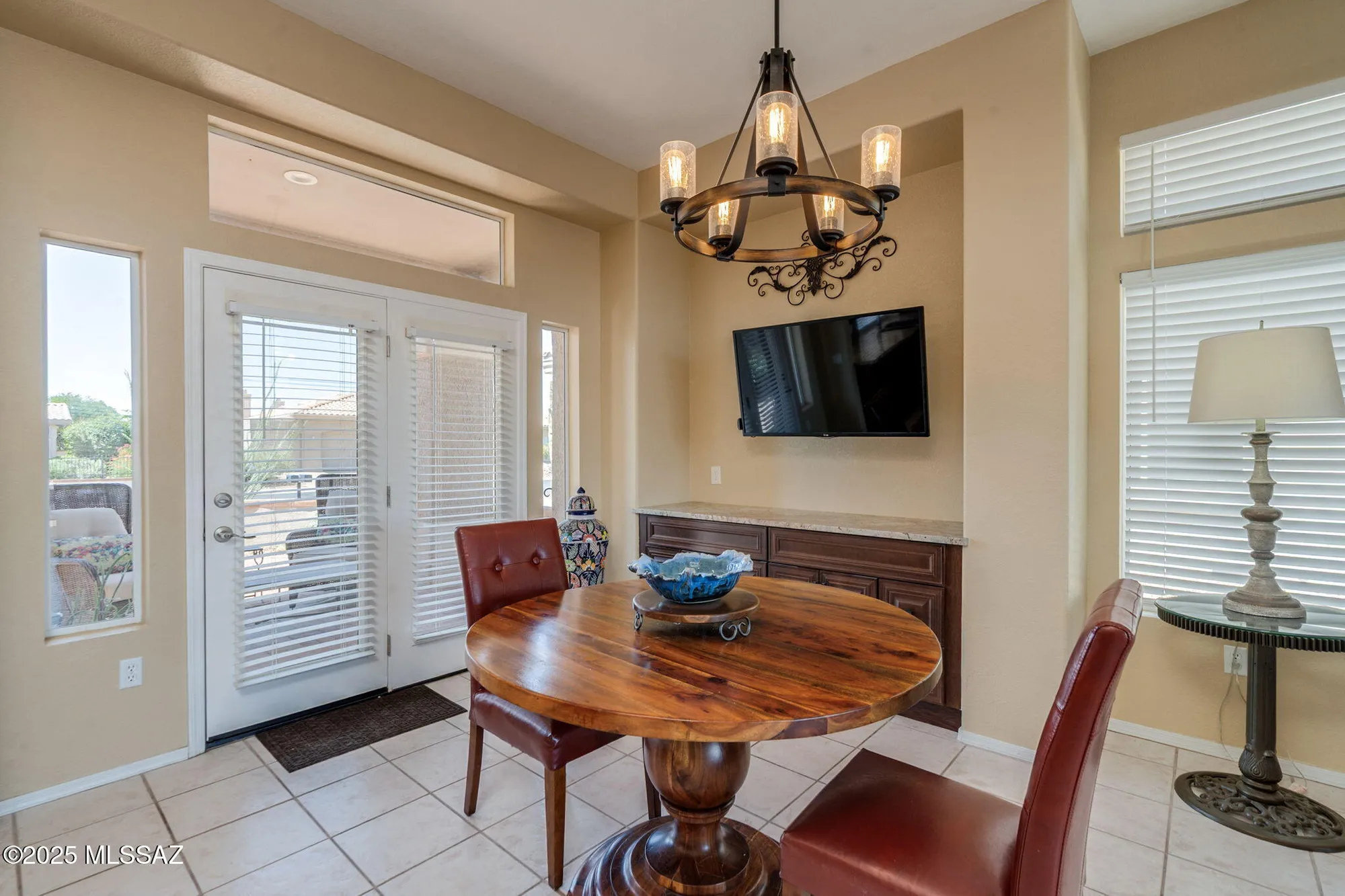 Property Slideshow image 11 of 50 | 1987 e singing bow way, Oro Valley, AZ, 85755