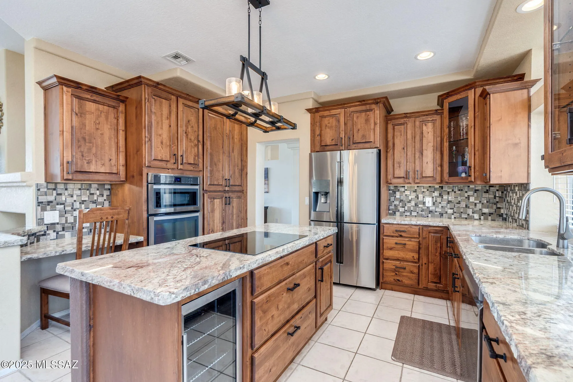 Property Slideshow image 5 of 50 | 1987 e singing bow way, Oro Valley, AZ, 85755