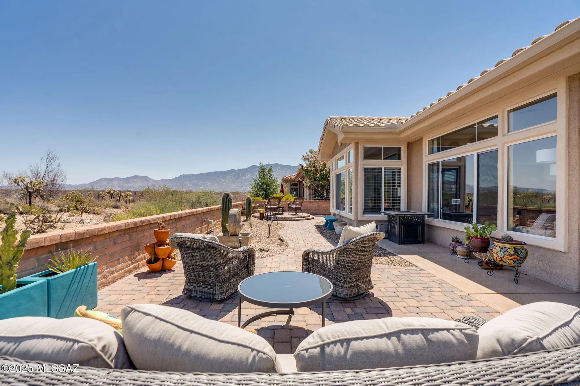 Property Slideshow image 36 of 50 | 1987 e singing bow way, Oro Valley, AZ, 85755