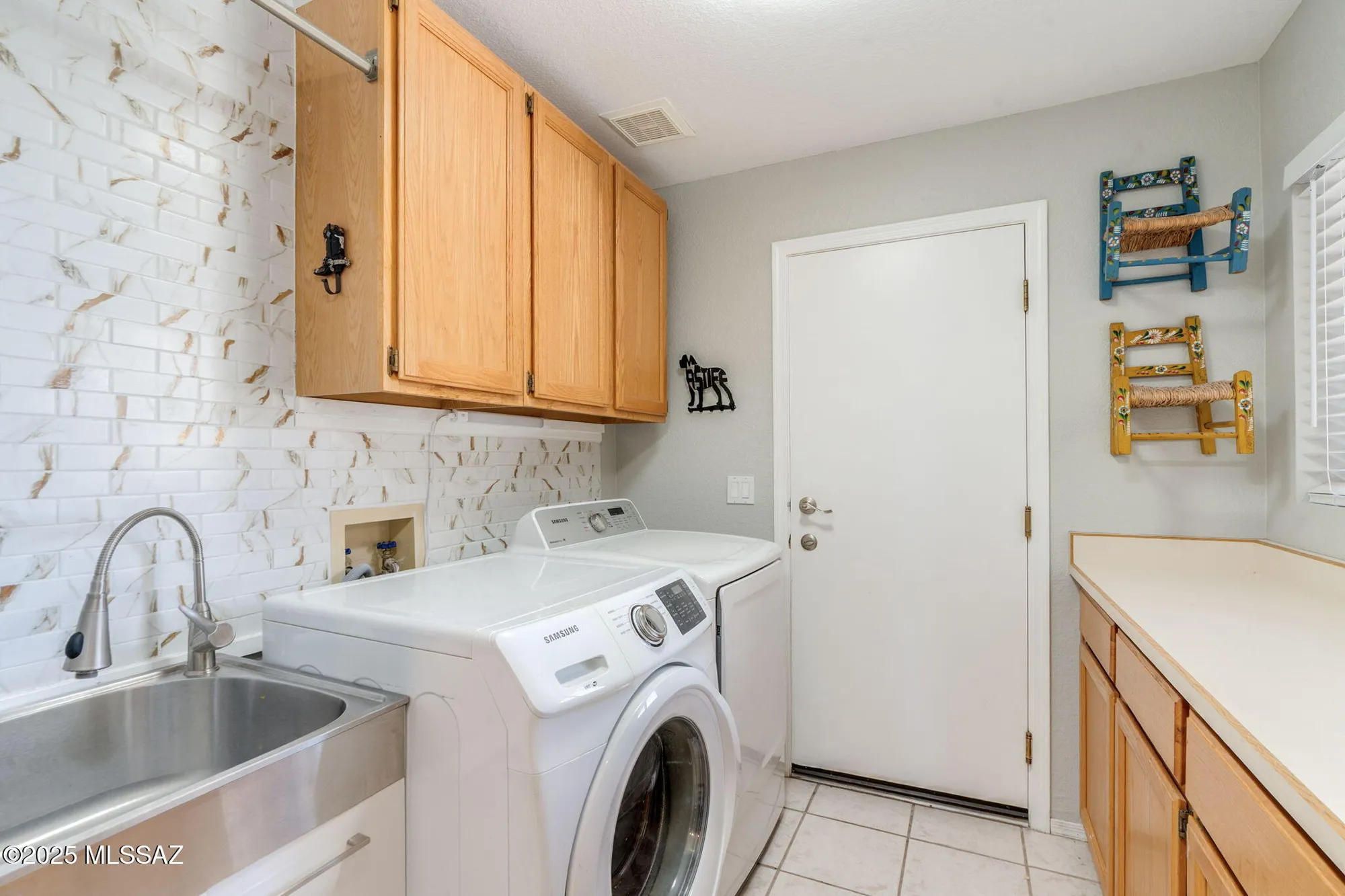 Property Slideshow image 31 of 50 | 1987 e singing bow way, Oro Valley, AZ, 85755