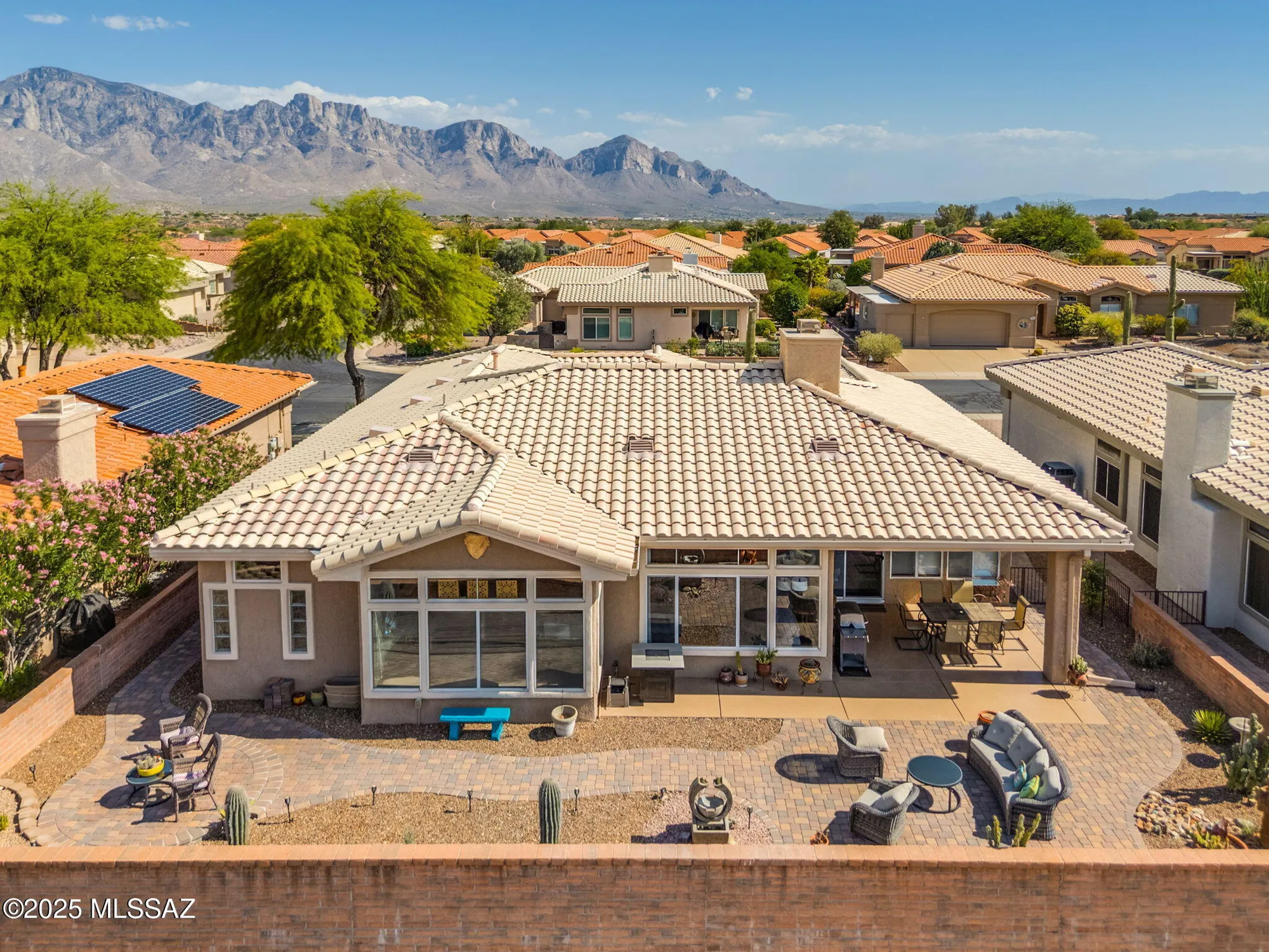 Property Slideshow image 42 of 50 | 1987 e singing bow way, Oro Valley, AZ, 85755