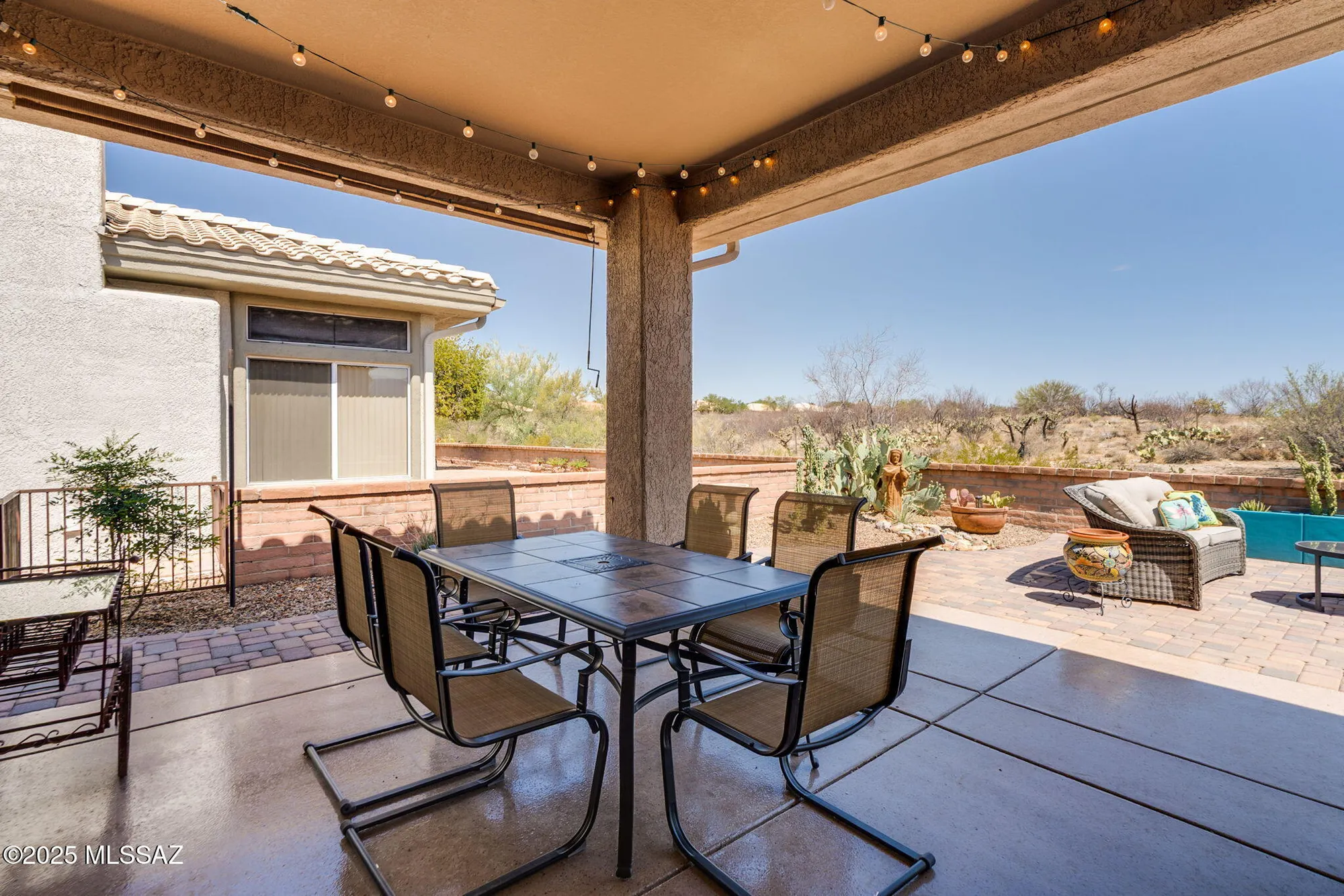 Property Slideshow image 33 of 50 | 1987 e singing bow way, Oro Valley, AZ, 85755