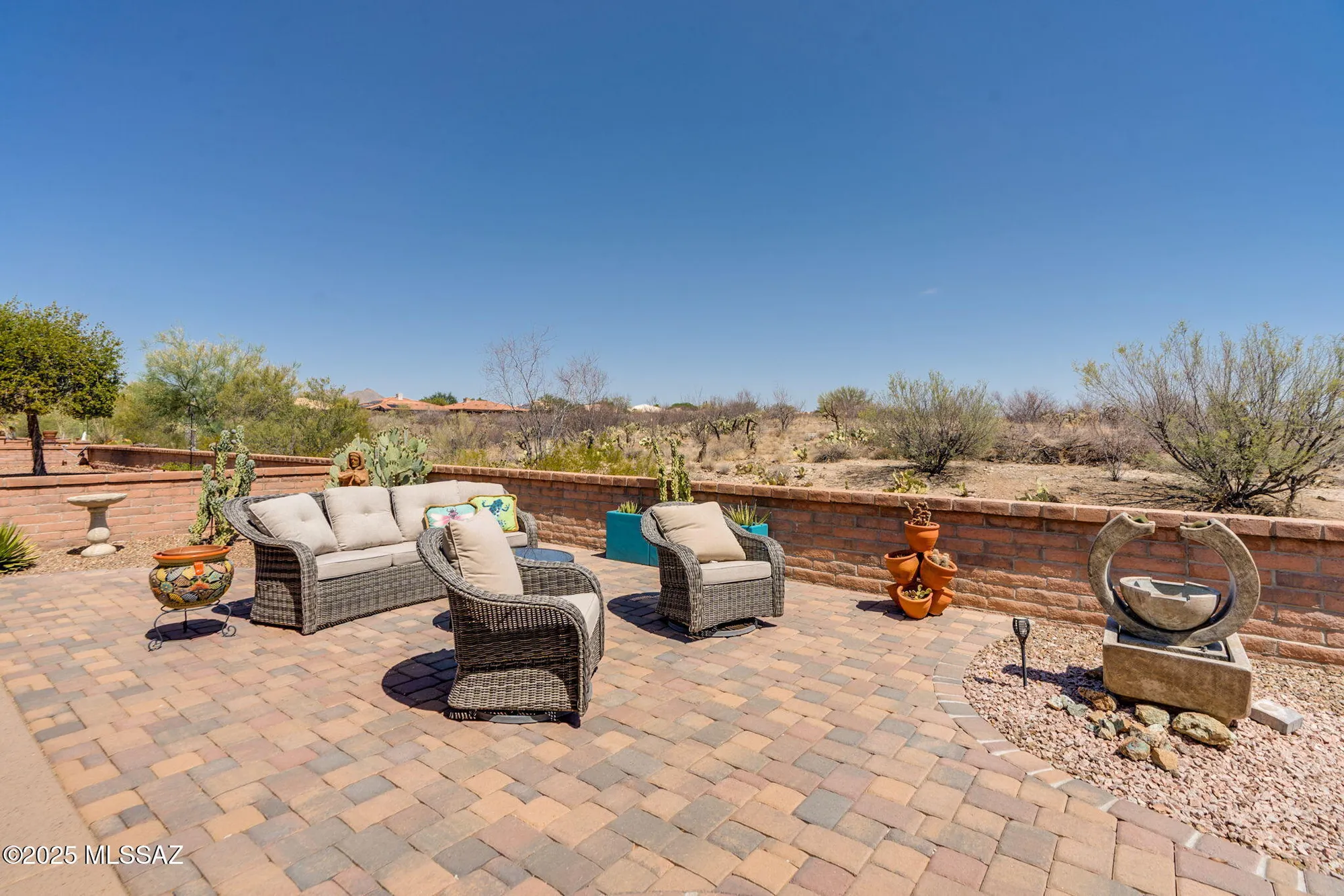 Property Slideshow image 37 of 50 | 1987 e singing bow way, Oro Valley, AZ, 85755