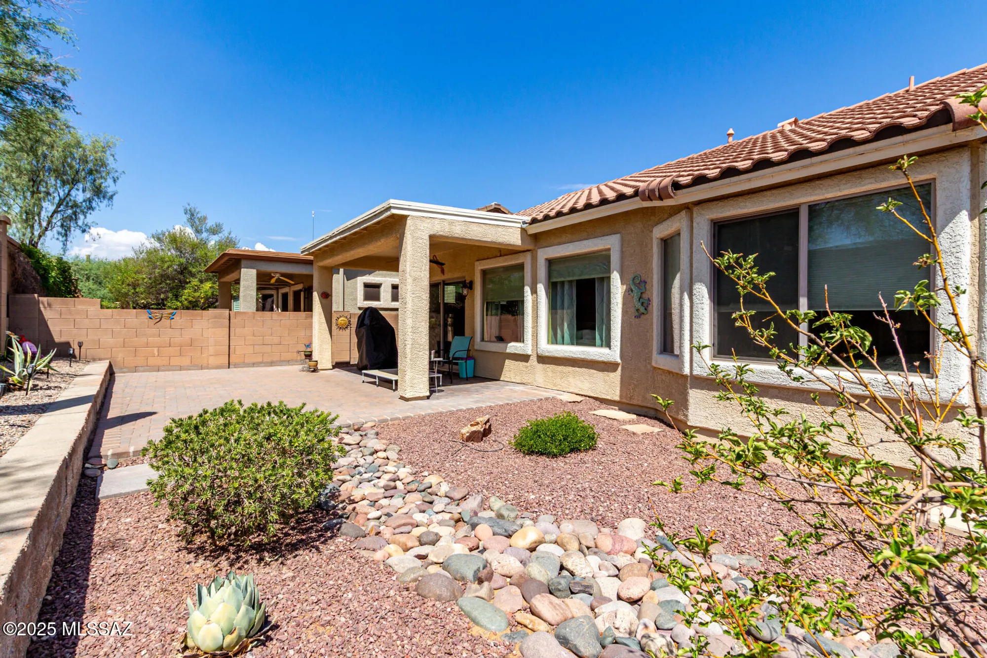 Property Slideshow image 17 of 19 | 415 w calle sedillo, Sahuarita, AZ, 85629