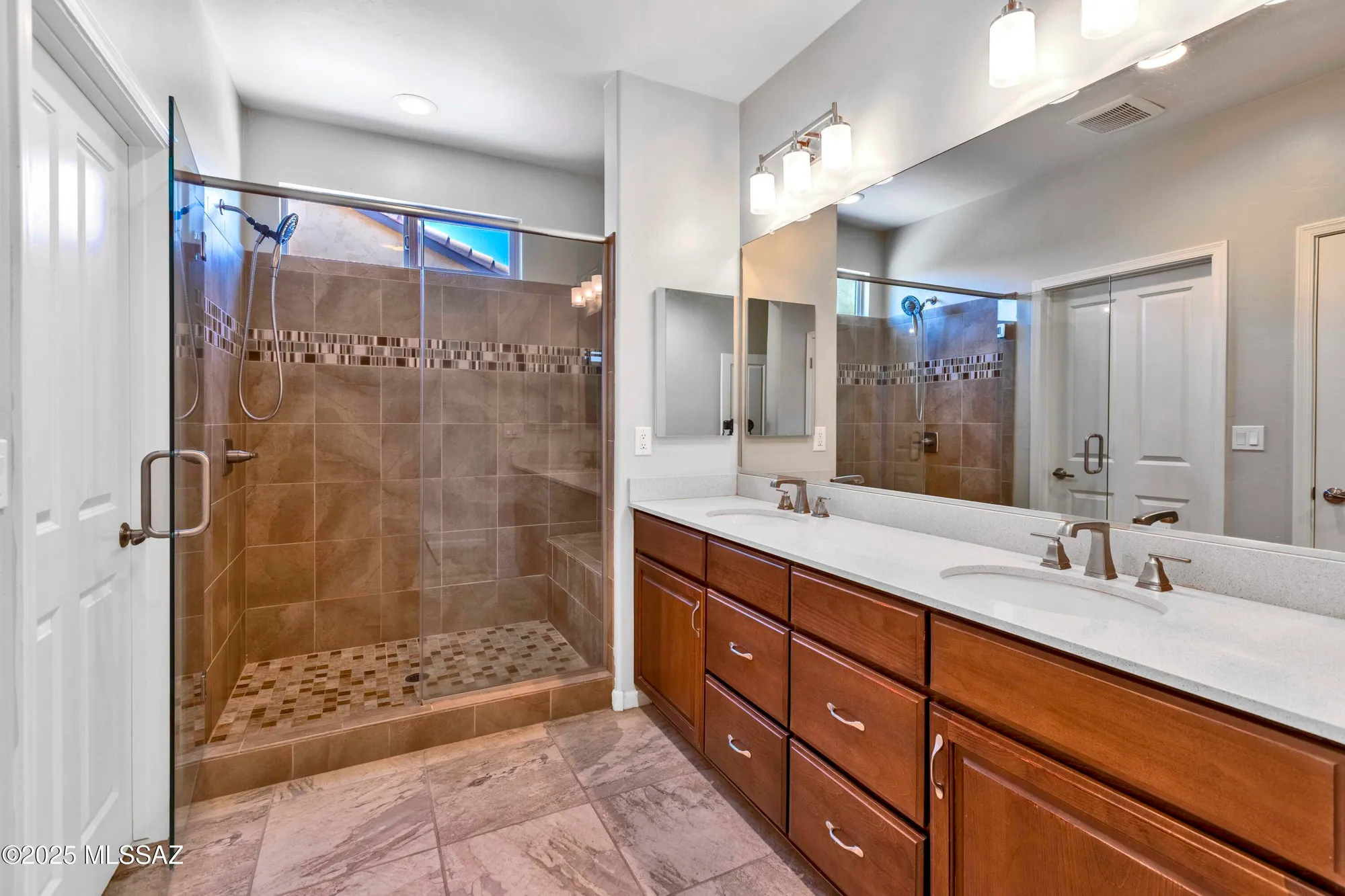 Property Slideshow image 14 of 36 | 31226 one horse ln, Oracle, AZ, 85623