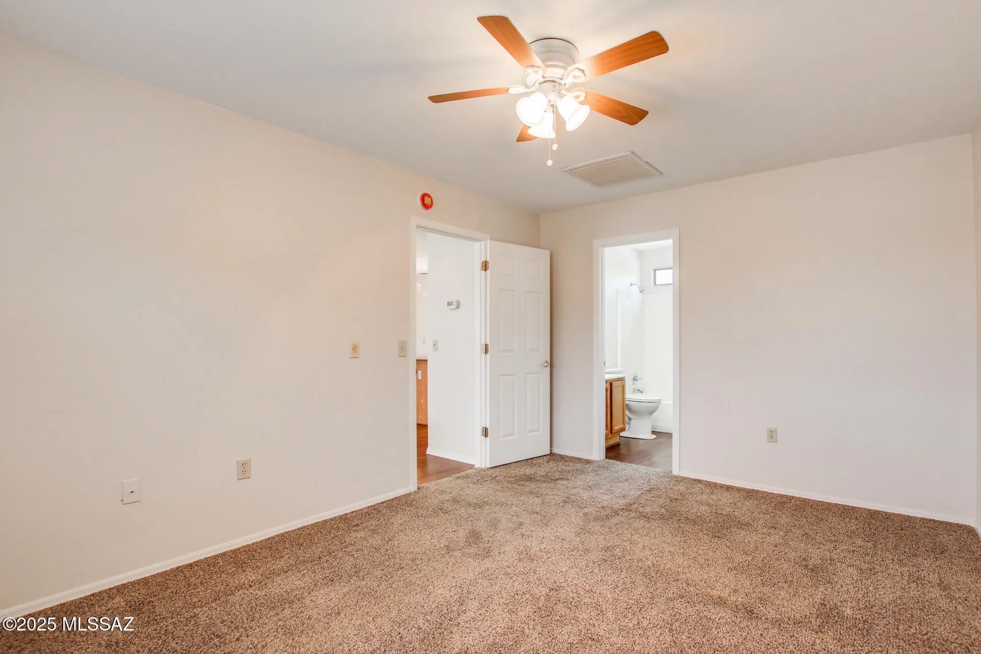 Property Slideshow image 13 of 46 | 3870 s calle viva, Green Valley, AZ, 85614