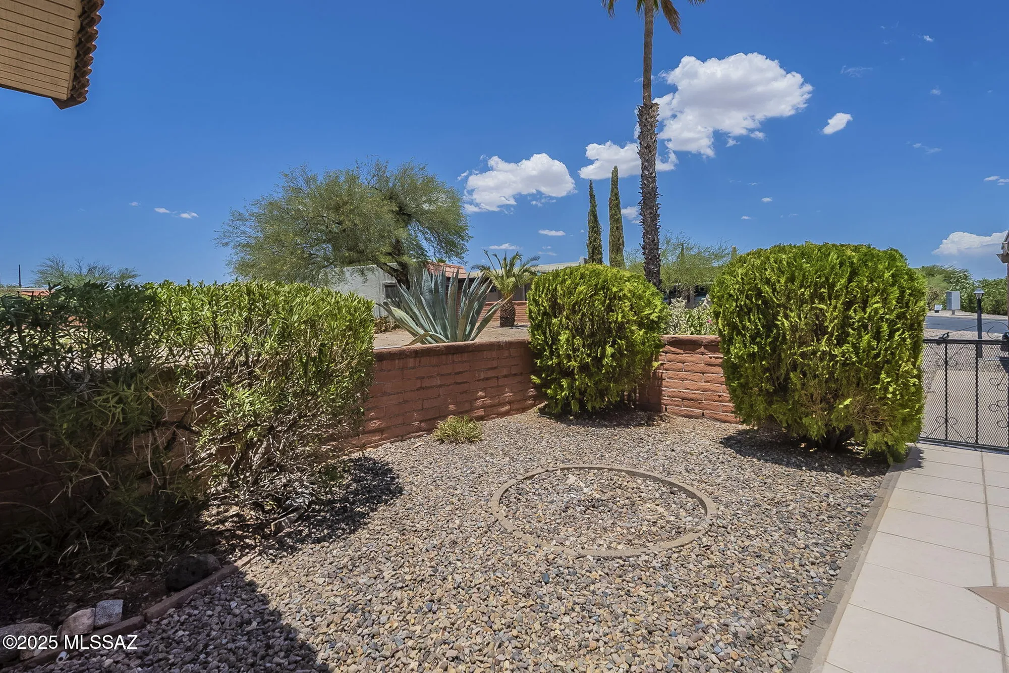 Property Slideshow image 5 of 38 | 261 w placita de los anillos, Green Valley, AZ, 85614