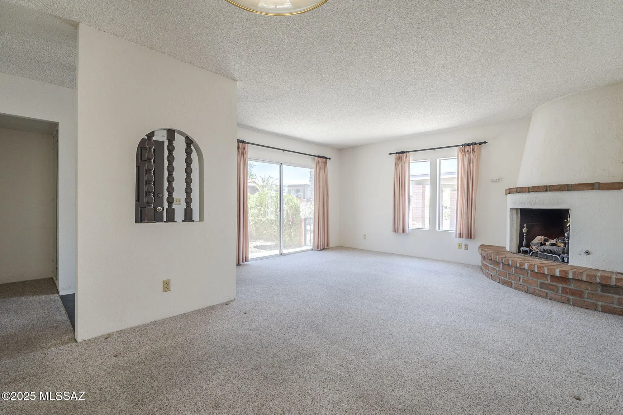 Property Slideshow image 10 of 38 | 261 w placita de los anillos, Green Valley, AZ, 85614