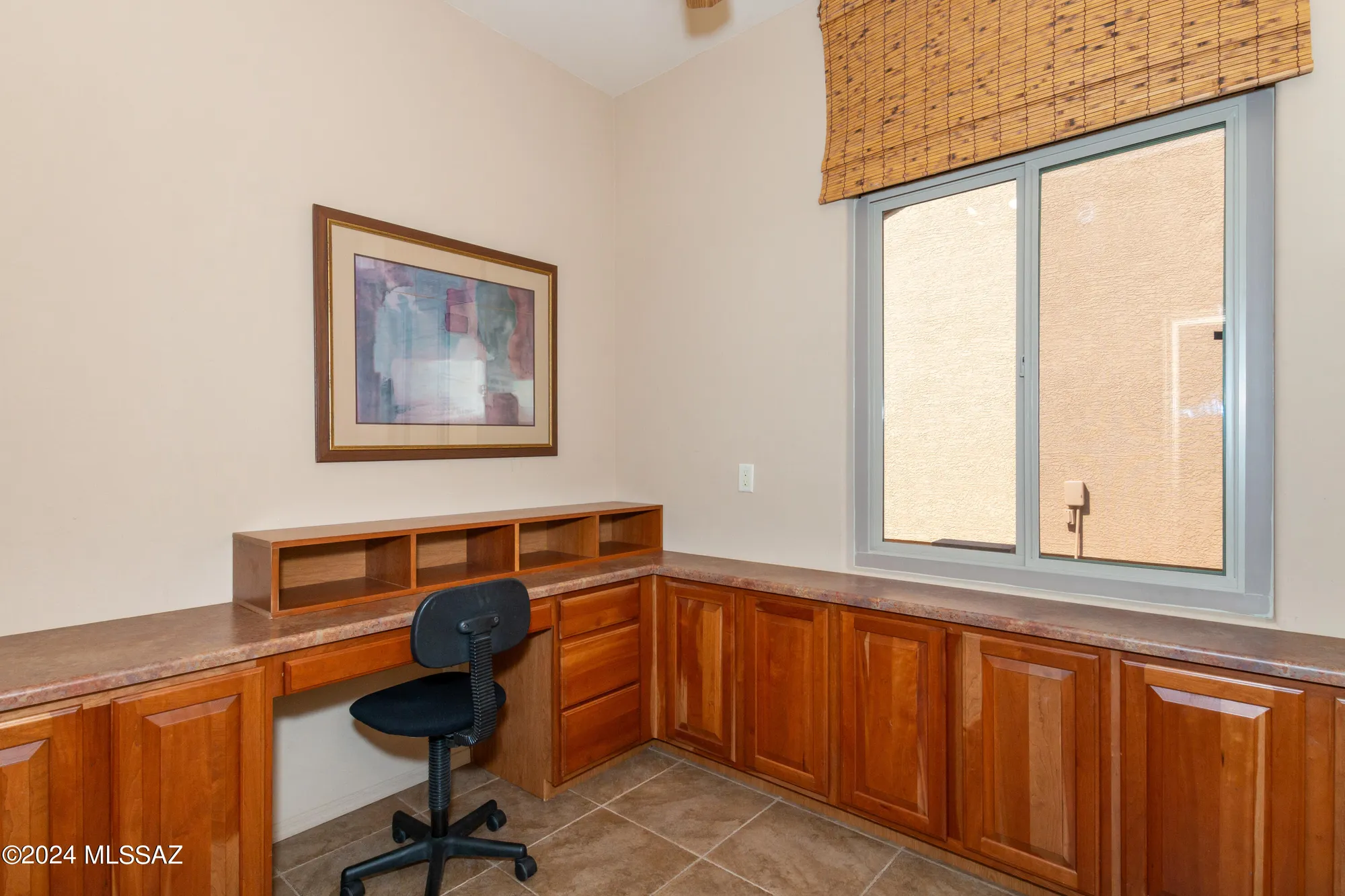 Property Slideshow image 35 of 50 | 852 w mountain stone dr, Green Valley, AZ, 85614