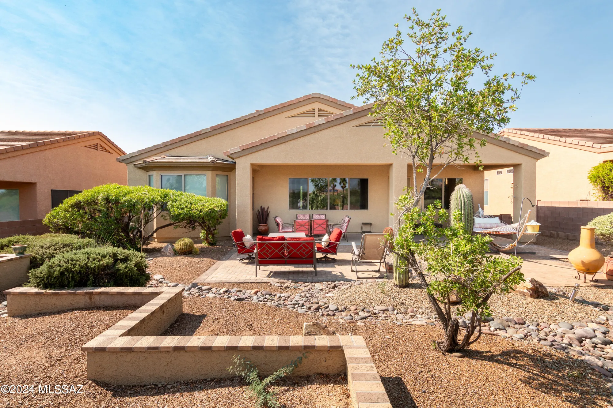 Property Slideshow image 39 of 50 | 852 w mountain stone dr, Green Valley, AZ, 85614