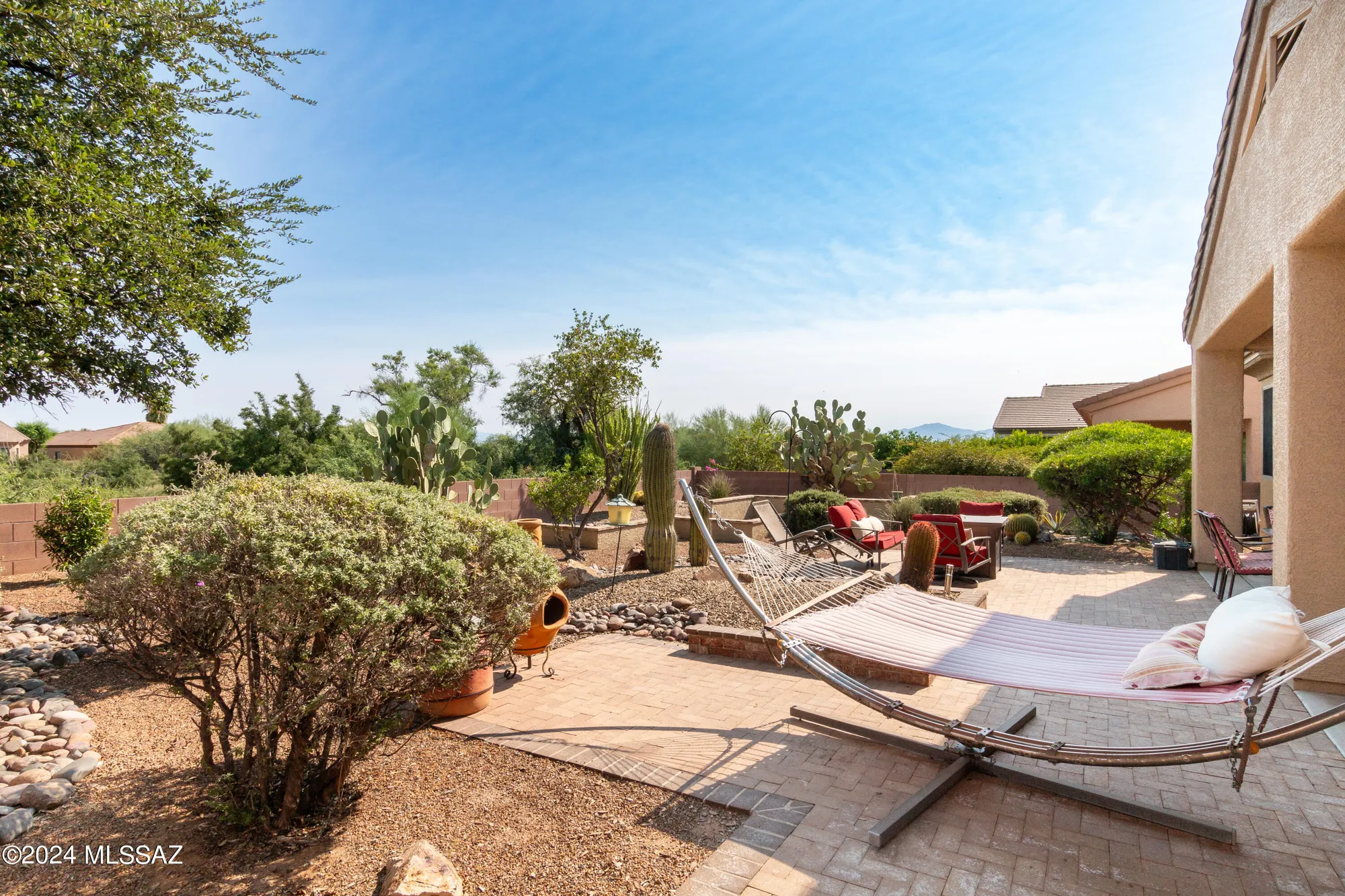 Property Slideshow image 43 of 50 | 852 w mountain stone dr, Green Valley, AZ, 85614