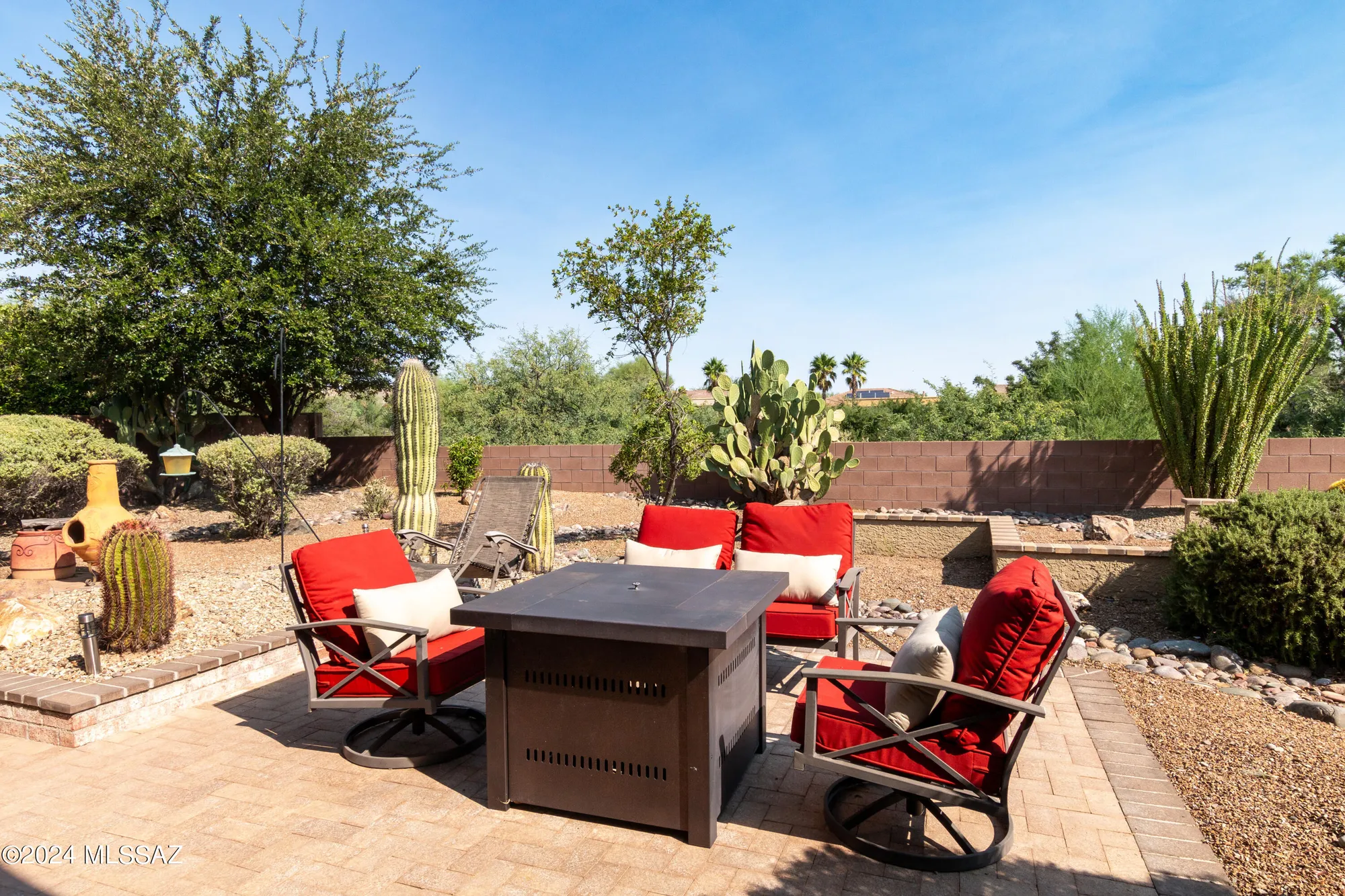 Property Slideshow image 46 of 50 | 852 w mountain stone dr, Green Valley, AZ, 85614